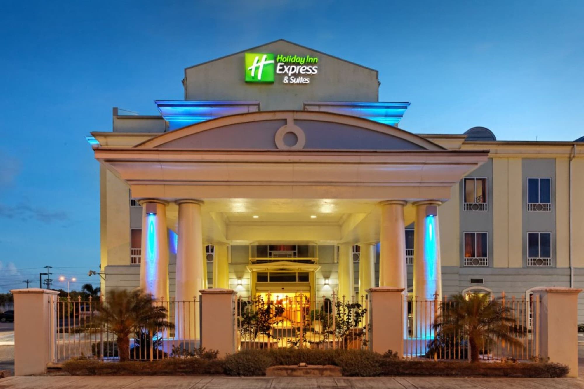 Holiday Inn Express Hotel & Suites Trincity Trinidad Airport by IHG