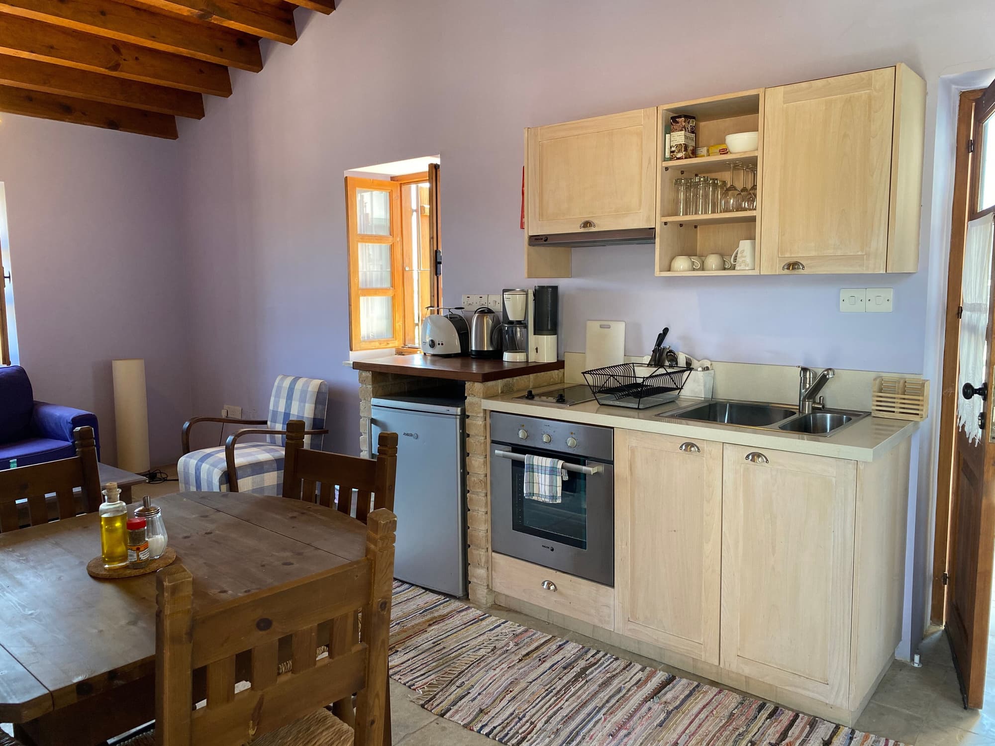 Eveleos Country House