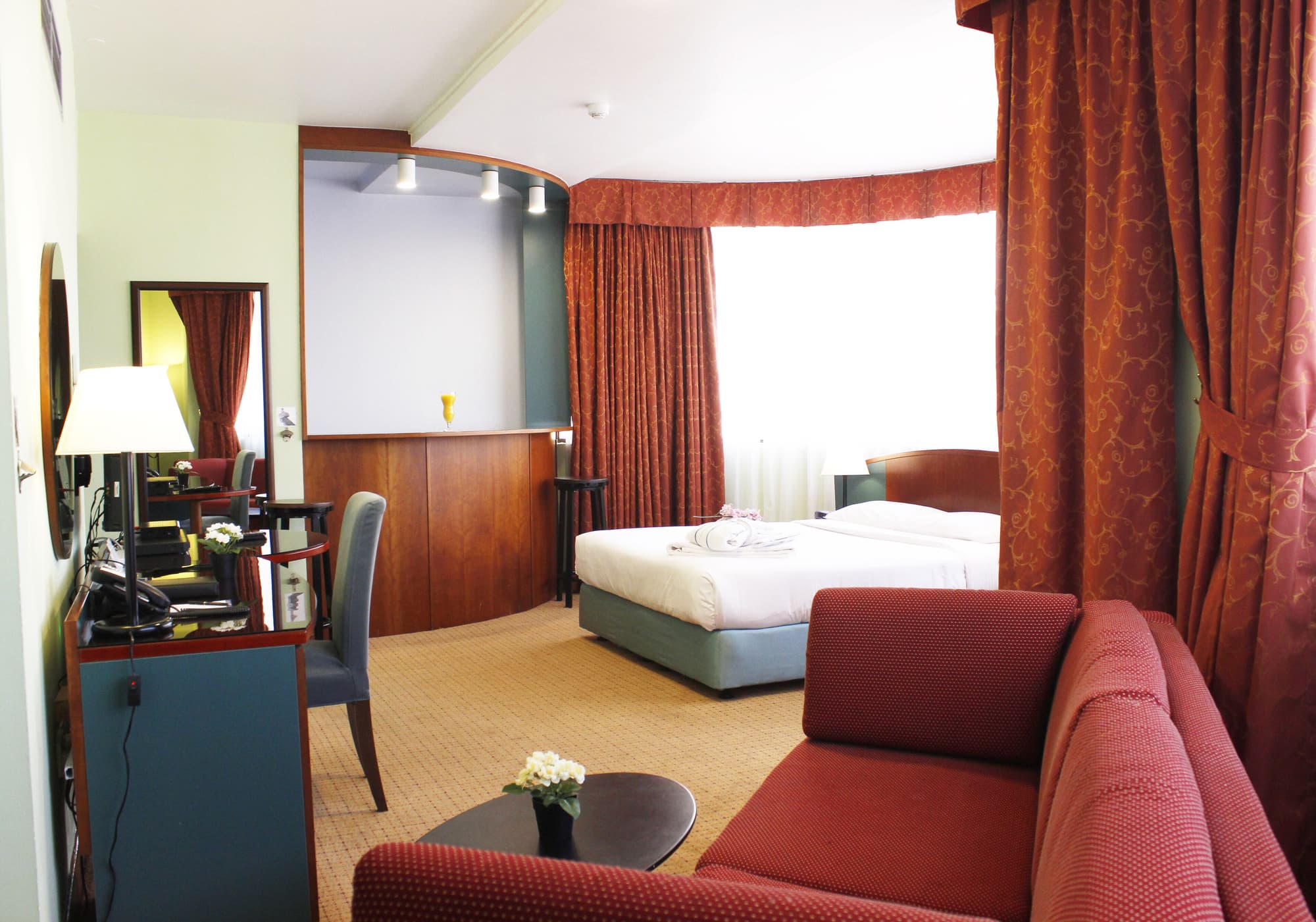 Al Diar Dana Hotel