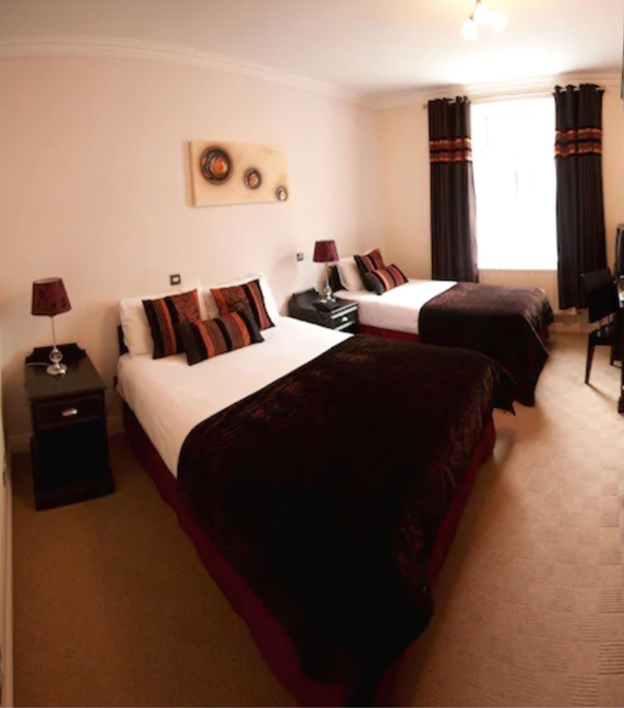 White Sands Hotel