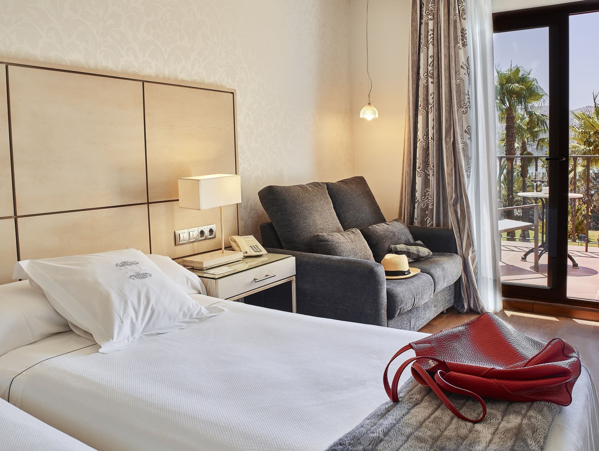 B bou Hotel La Viñuela & Spa