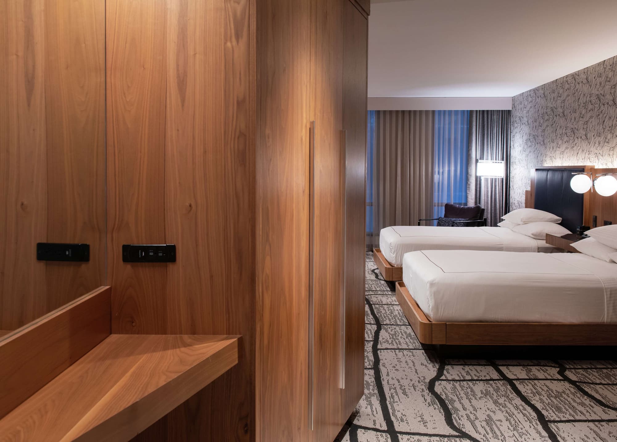The Charter Hotel Seattle, Curio Collection by Hilton