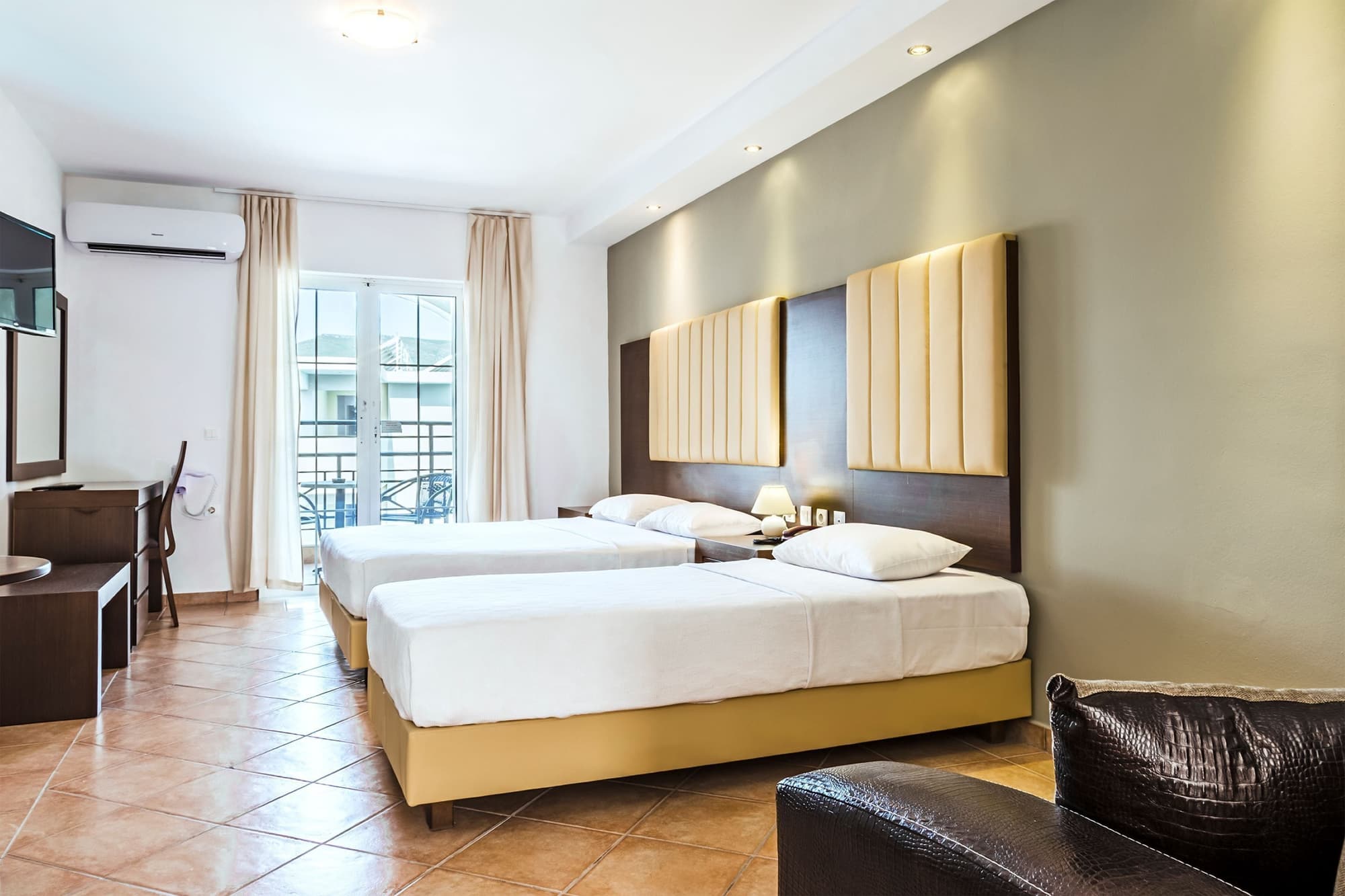 White Olive Premium Laganas - All Inclusive
