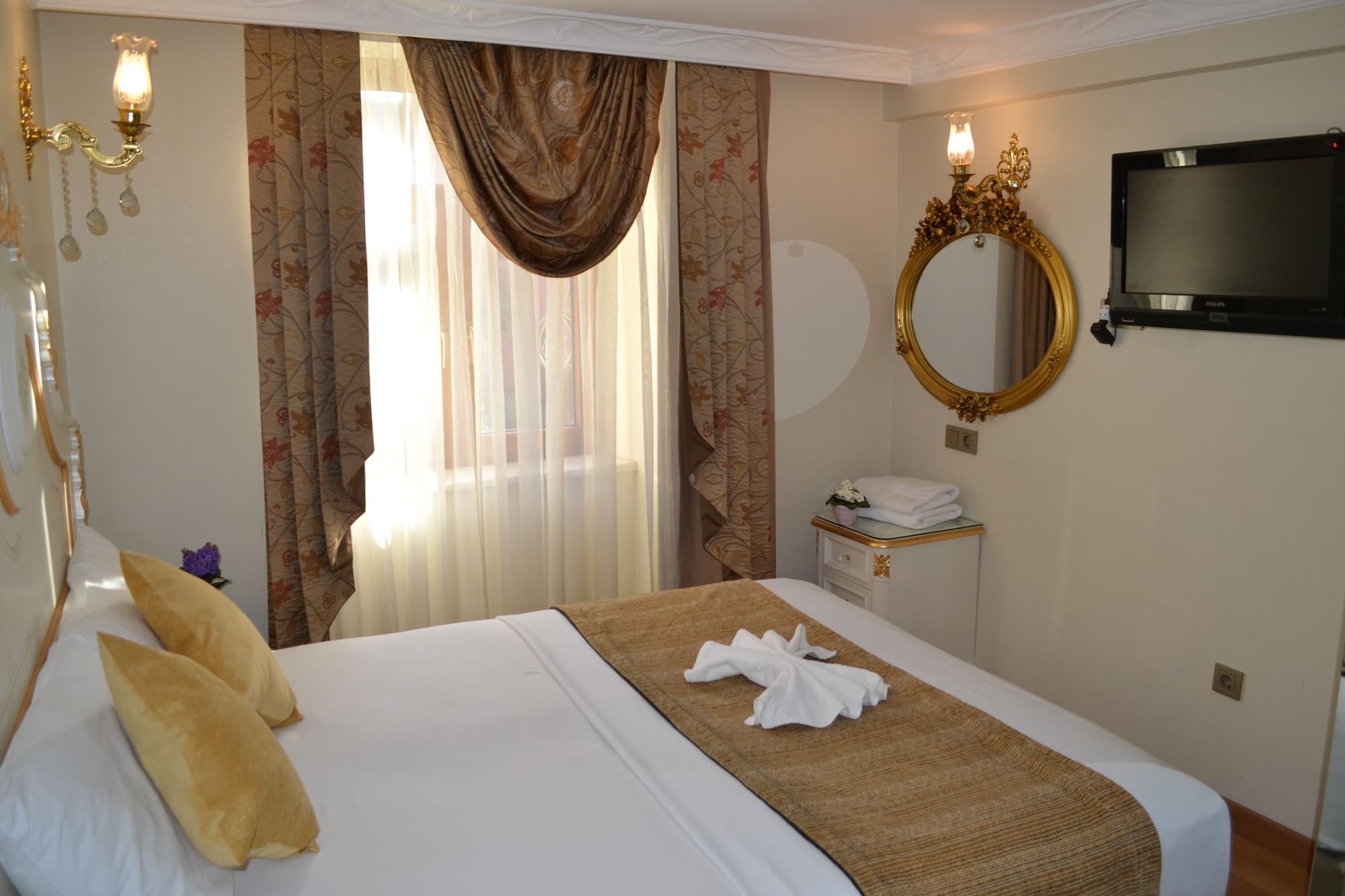 Galatower Hotel