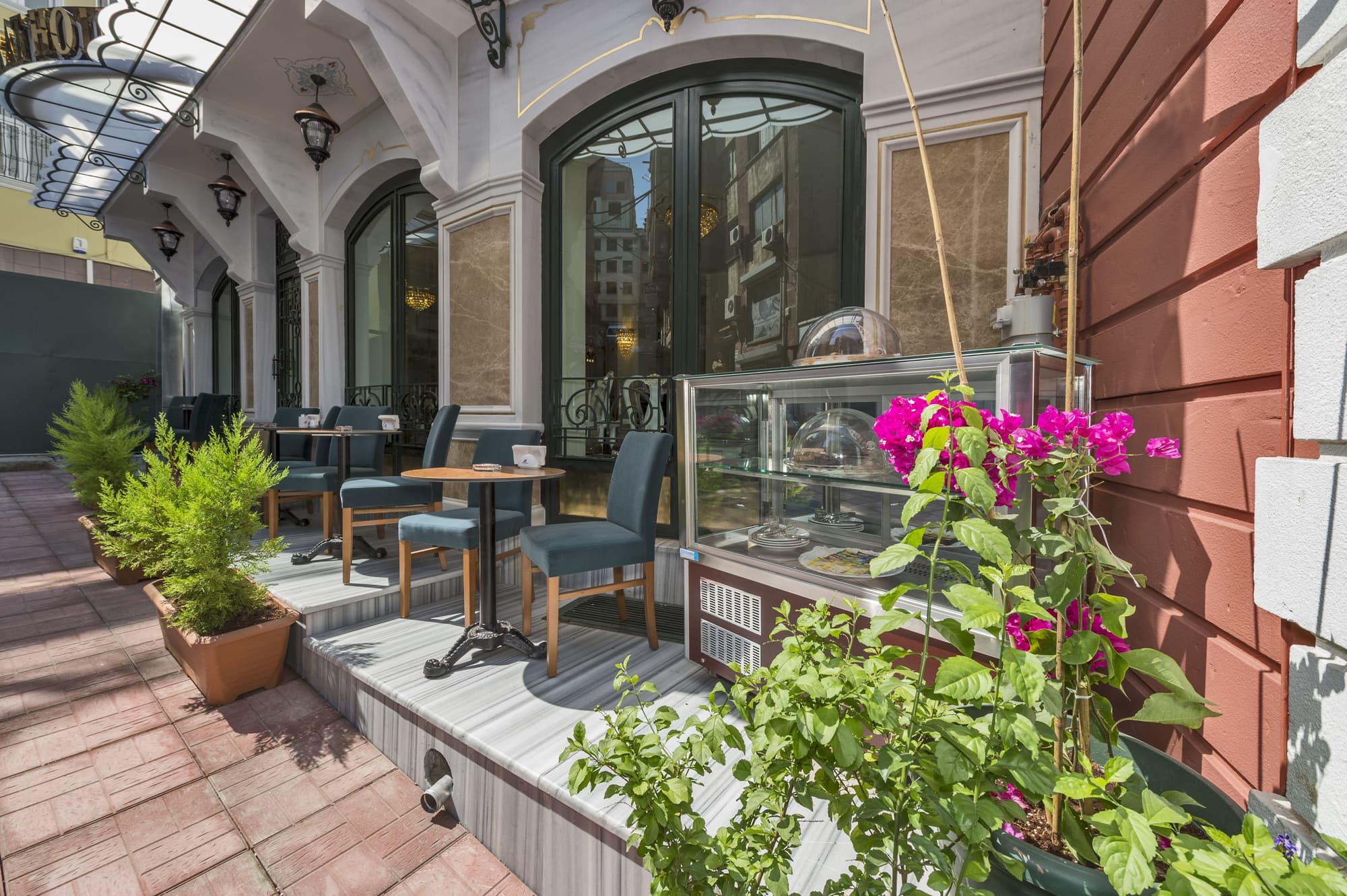 Galatower Hotel