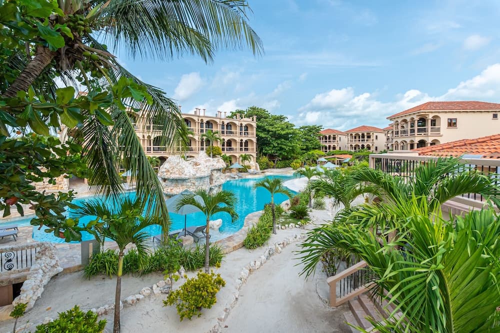 Coco Beach Resort