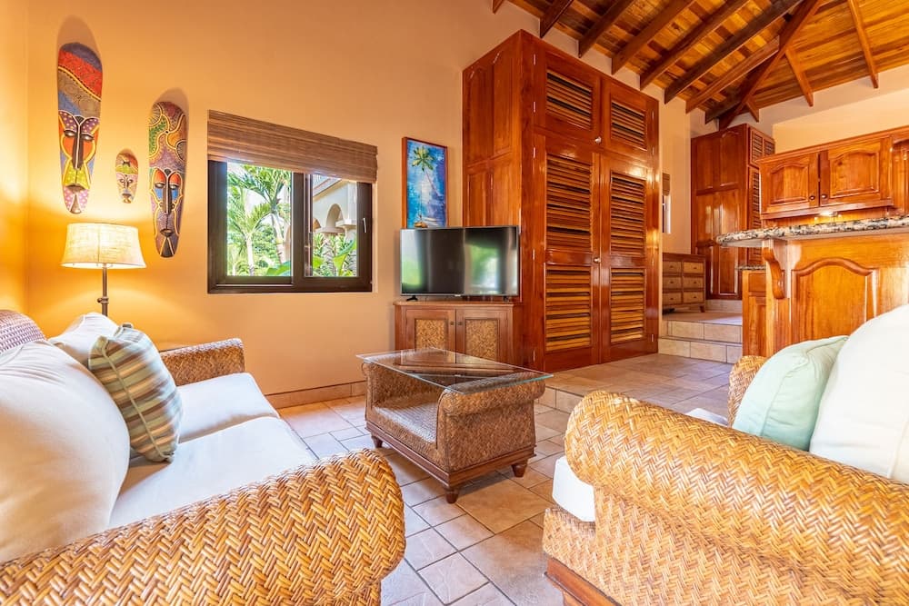 Coco Beach Resort