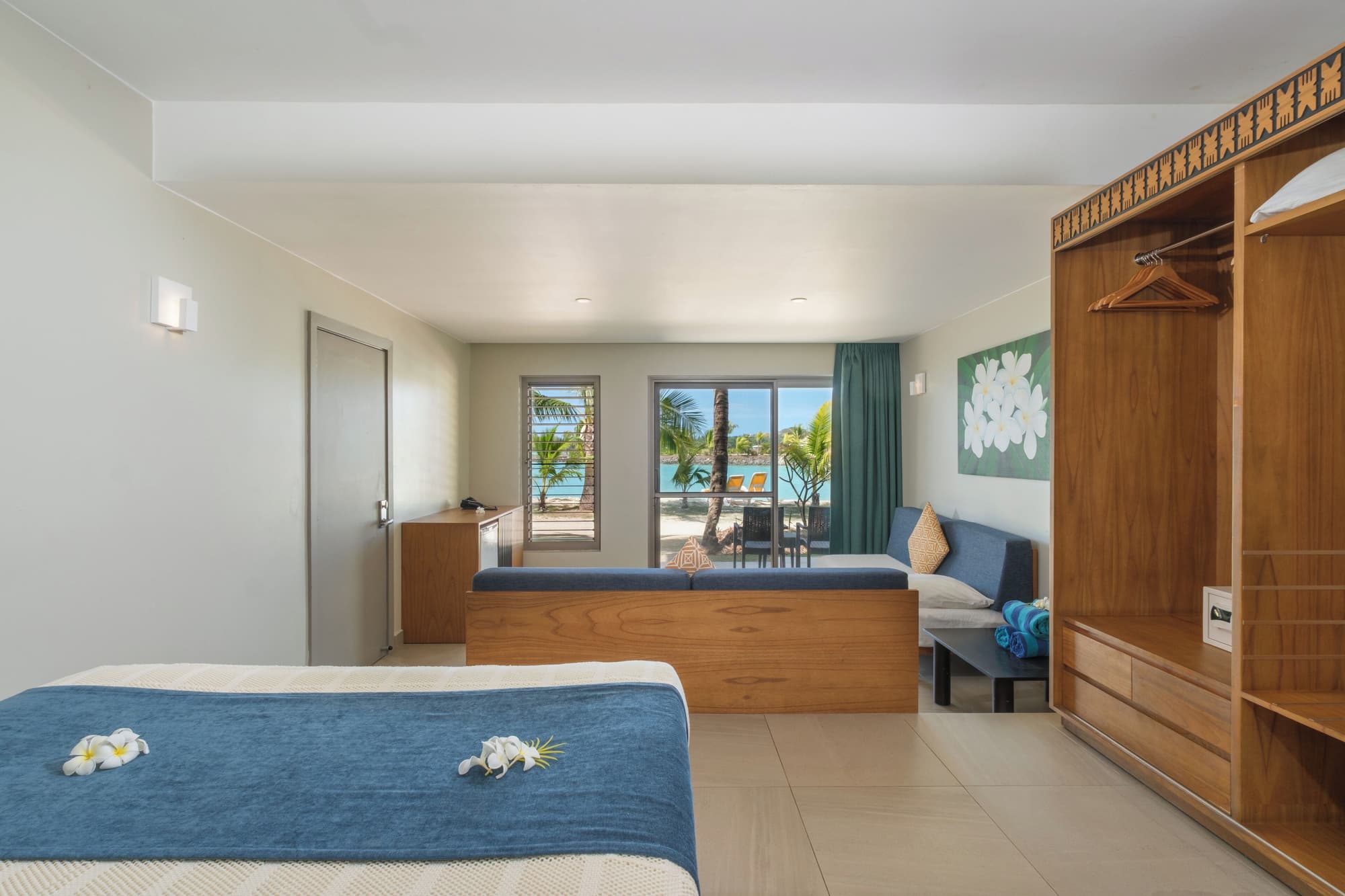 Plantation Island Resort