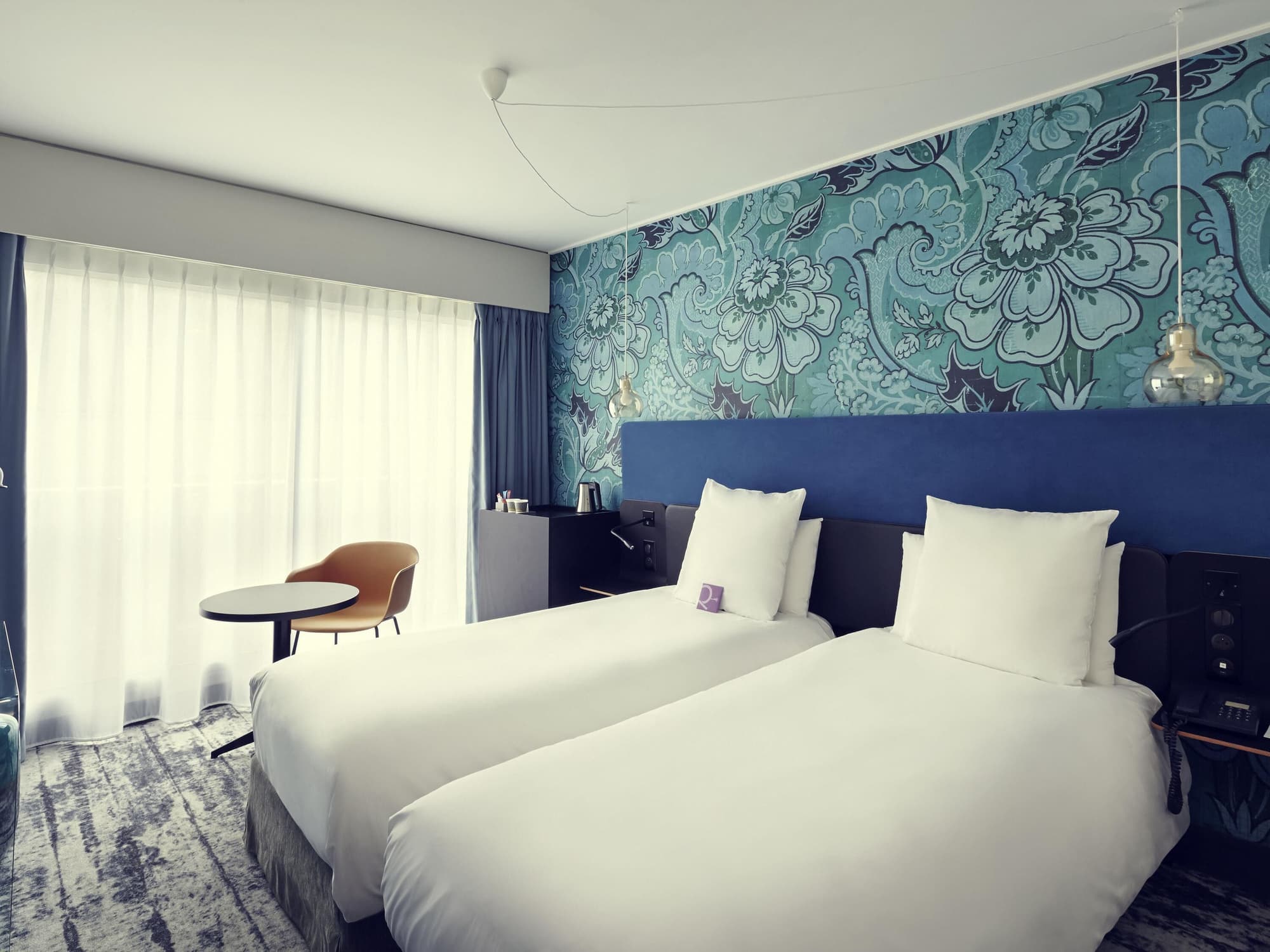 Relais de Lyon by Malone
