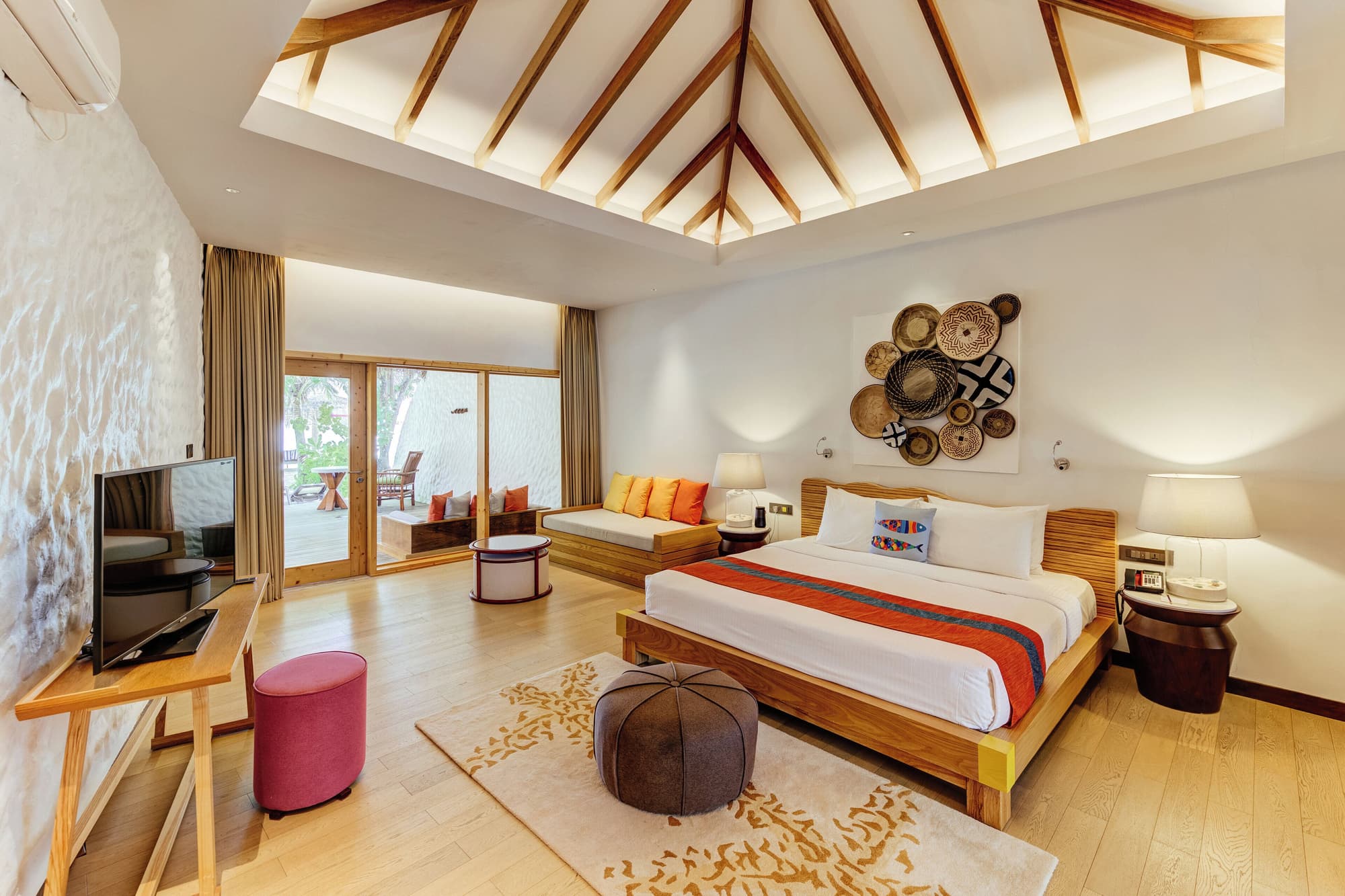 Cinnamon Dhonveli Maldives - Complimentary Speedboat Return for 2 pax on 7 nights or more stays valid to 31 Oct 2026 & up to 2 kids stay