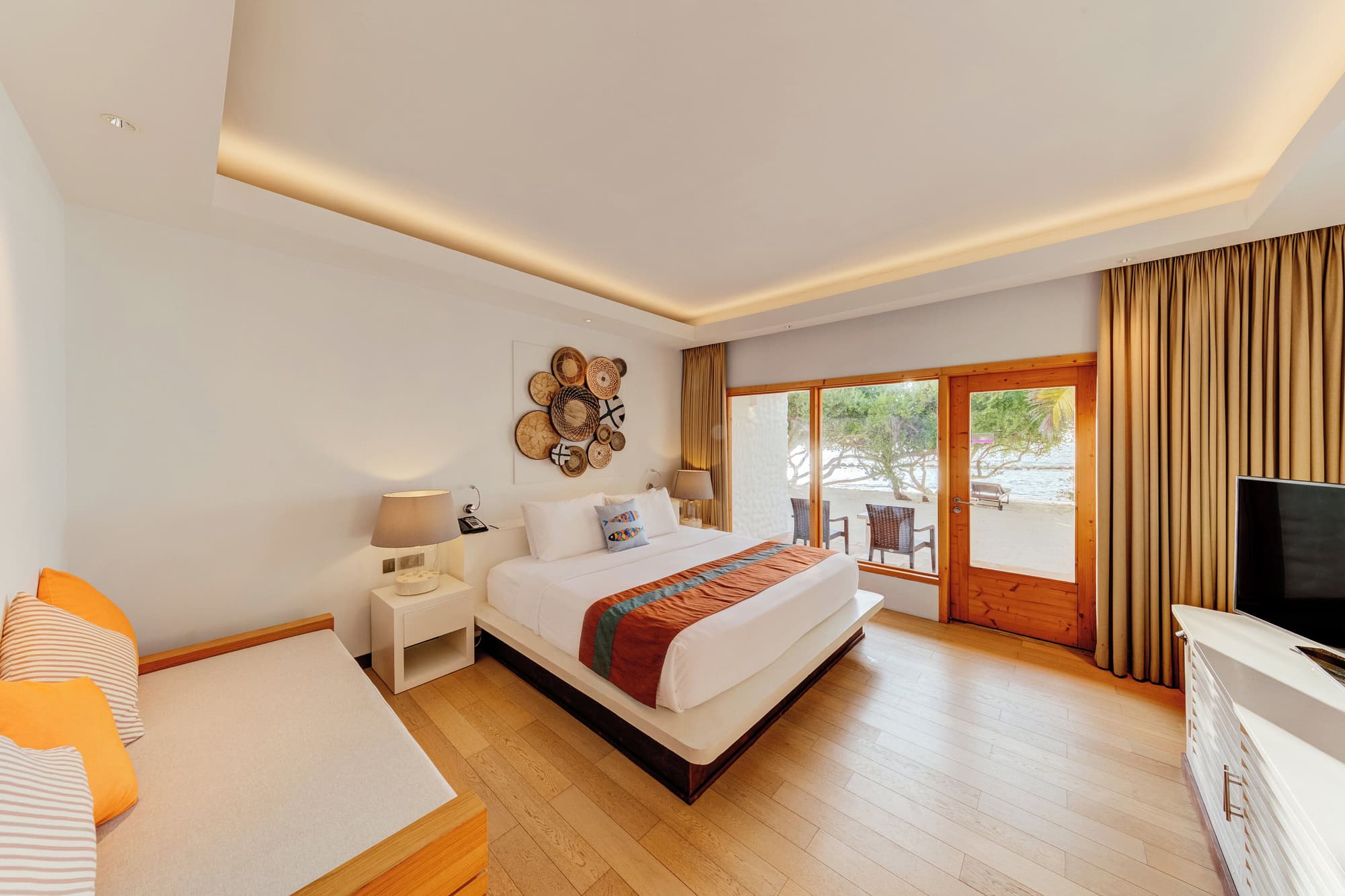 Cinnamon Dhonveli Maldives - Complimentary Speedboat Return for 2 pax on 7 nights or more stays valid to 31 Oct 2026 & up to 2 kids stay