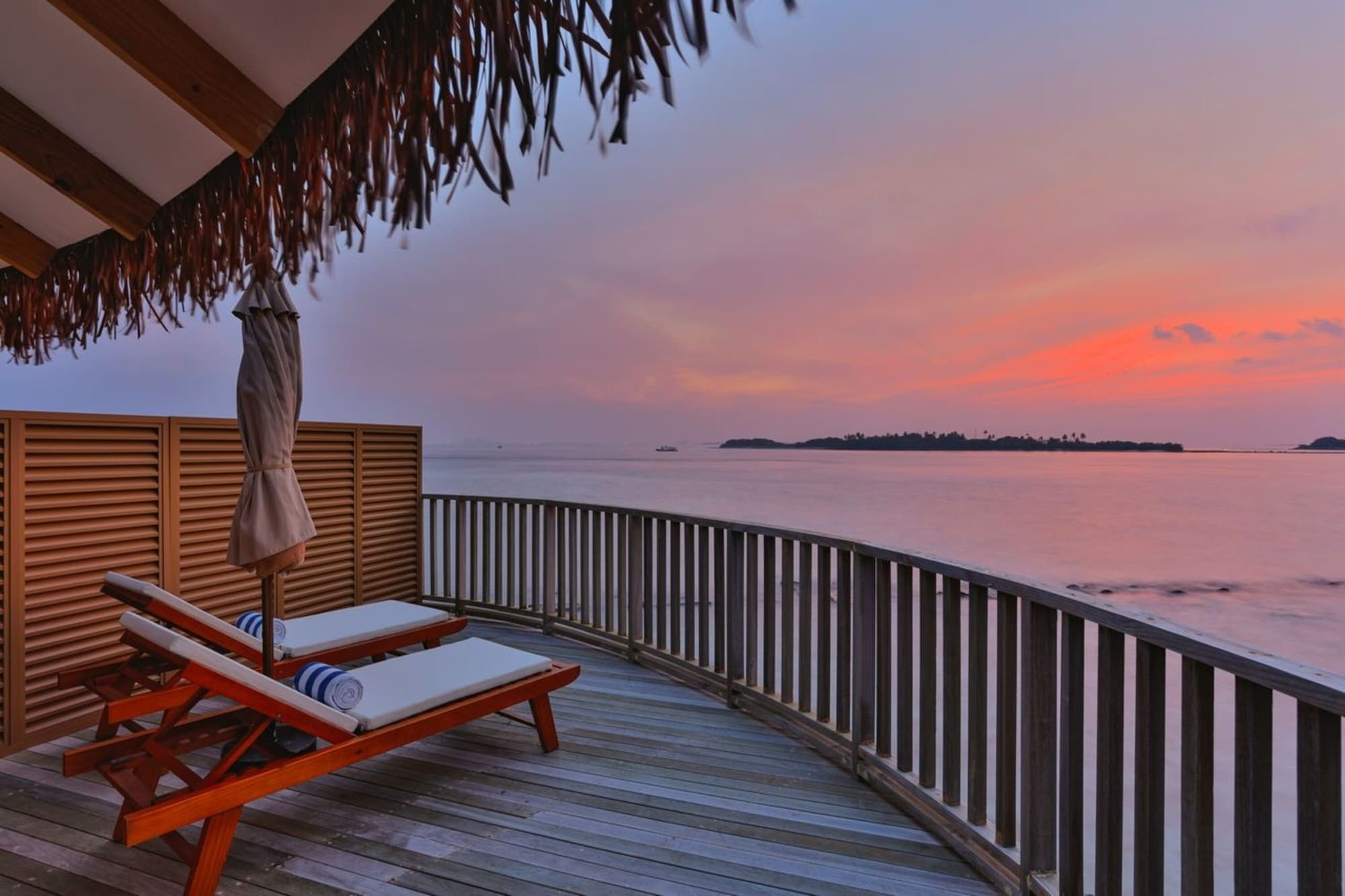 Cinnamon Dhonveli Maldives - Complimentary Speedboat Return for 2 pax on 7 nights or more stays valid to 31 Oct 2026 & up to 2 kids stay