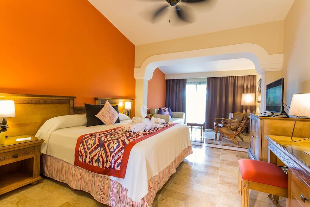 Grand Palladium Colonial Resort & Spa All Inclusive