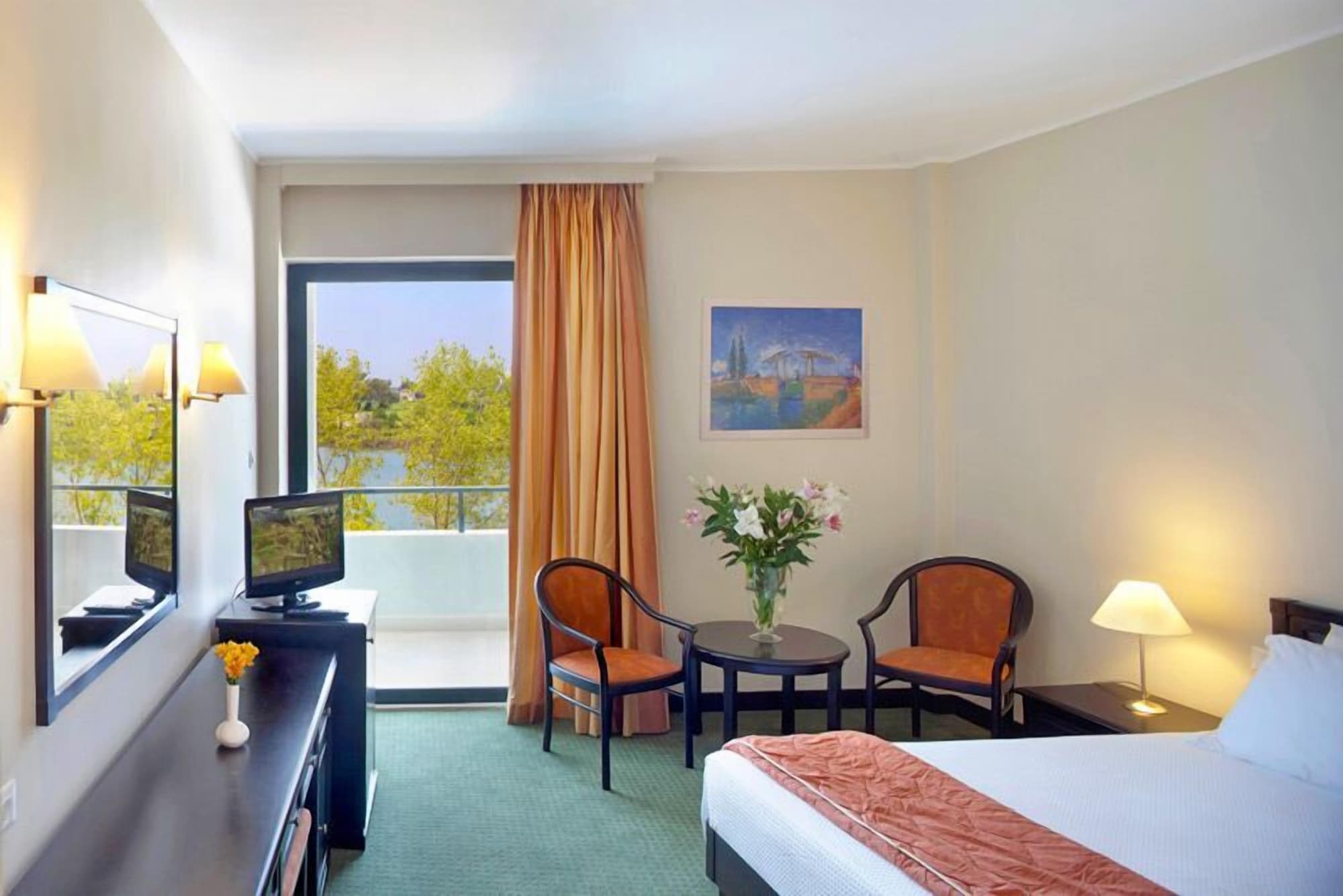Margarona Royal Hotel