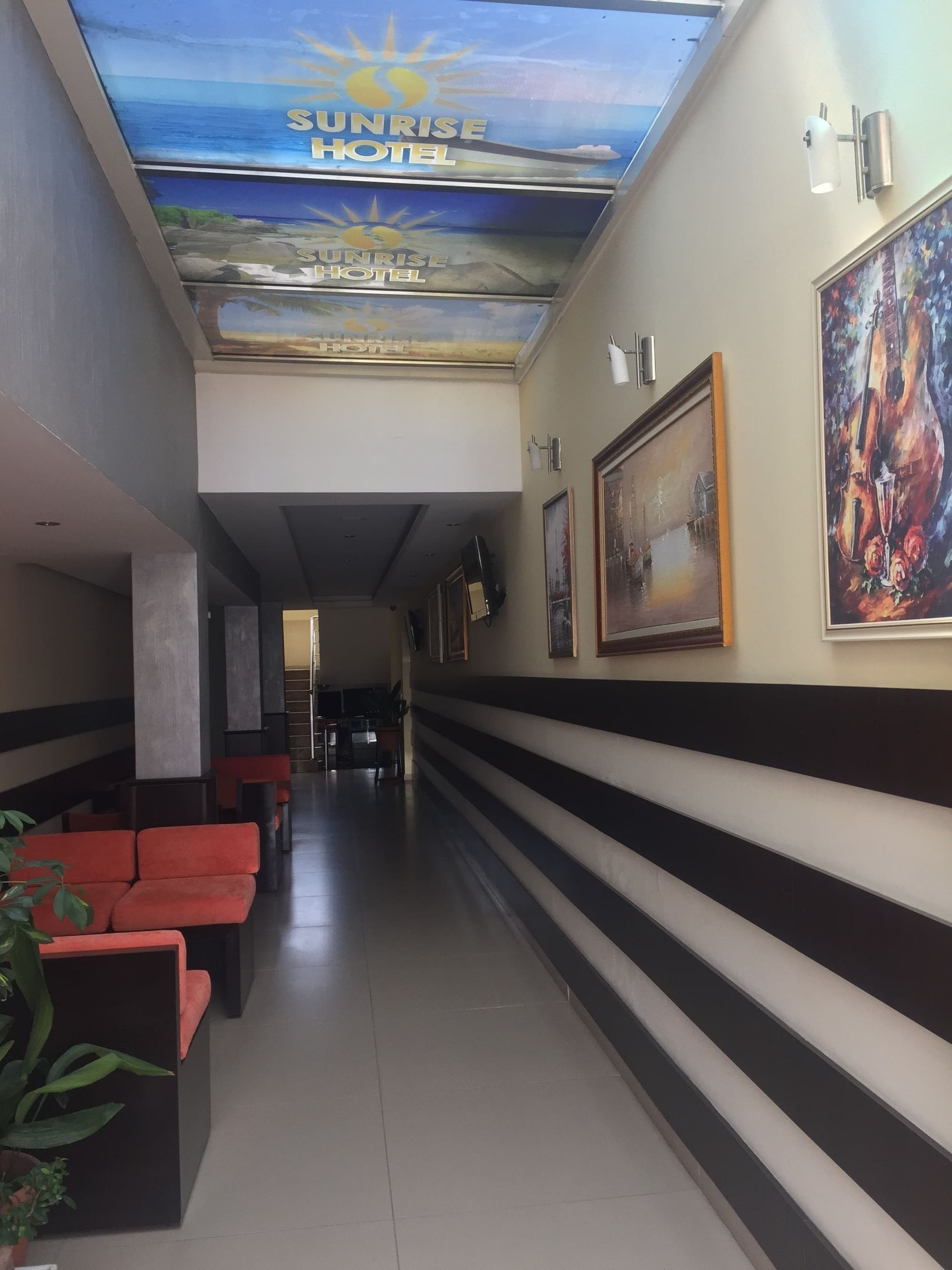 Sunrise Hotel Çameria