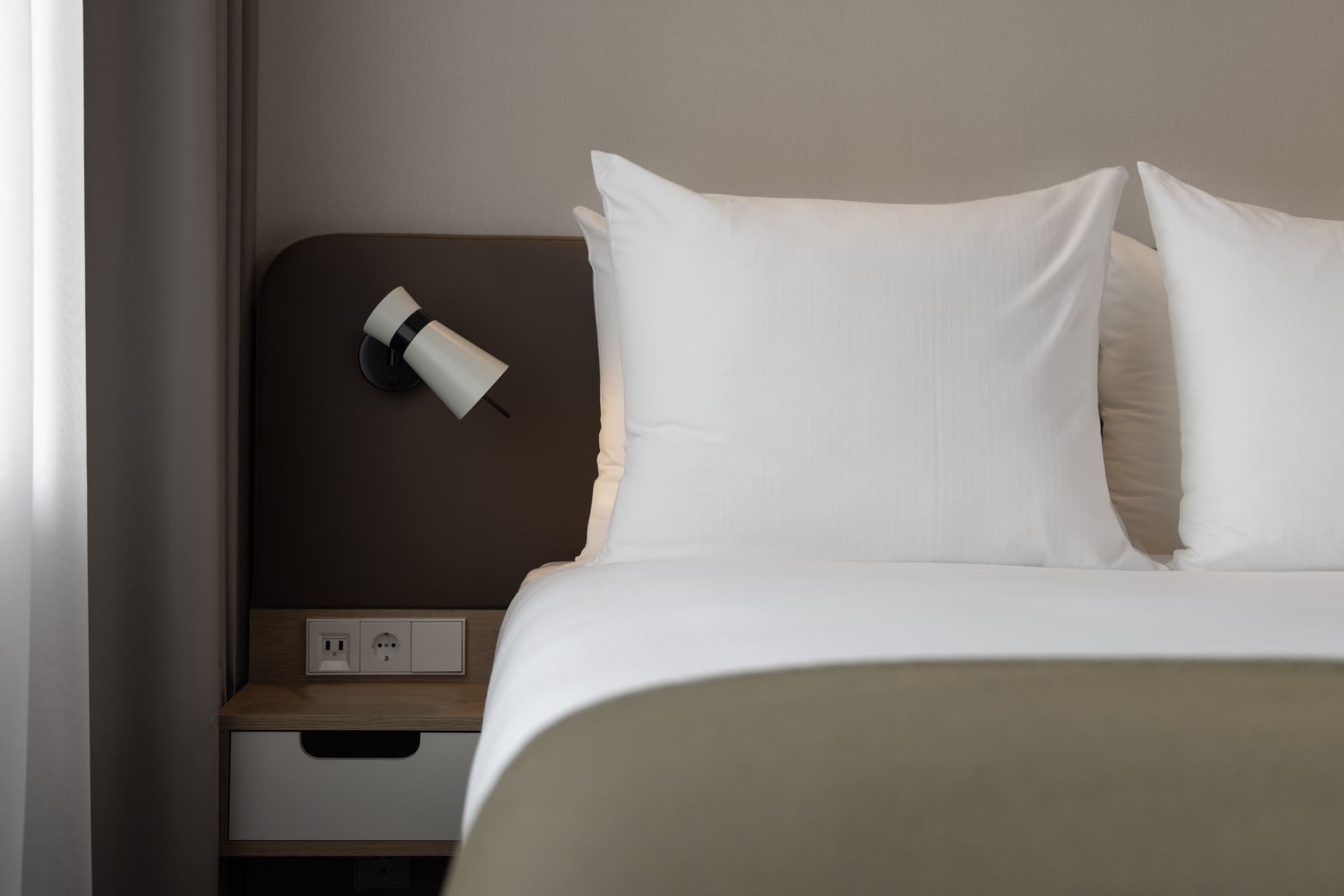 Holiday Inn Eindhoven Airport by IHG