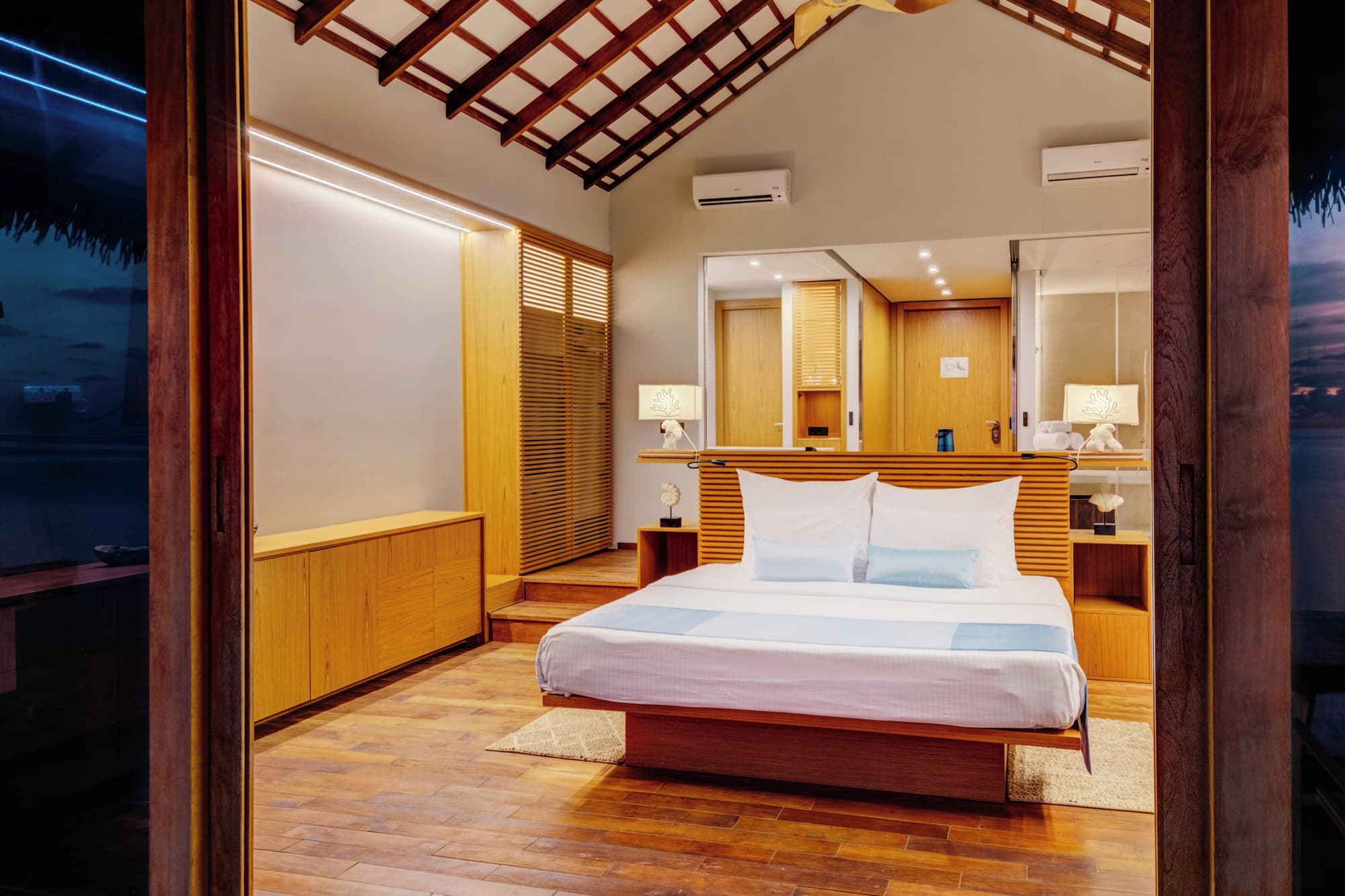 Cinnamon Velifushi Maldives