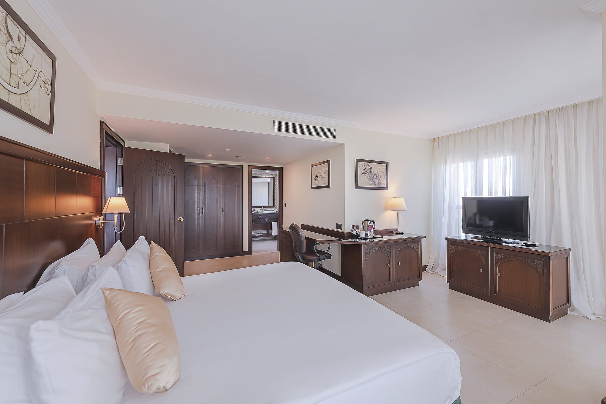 Crowne Plaza Hotel Antalya by IHG