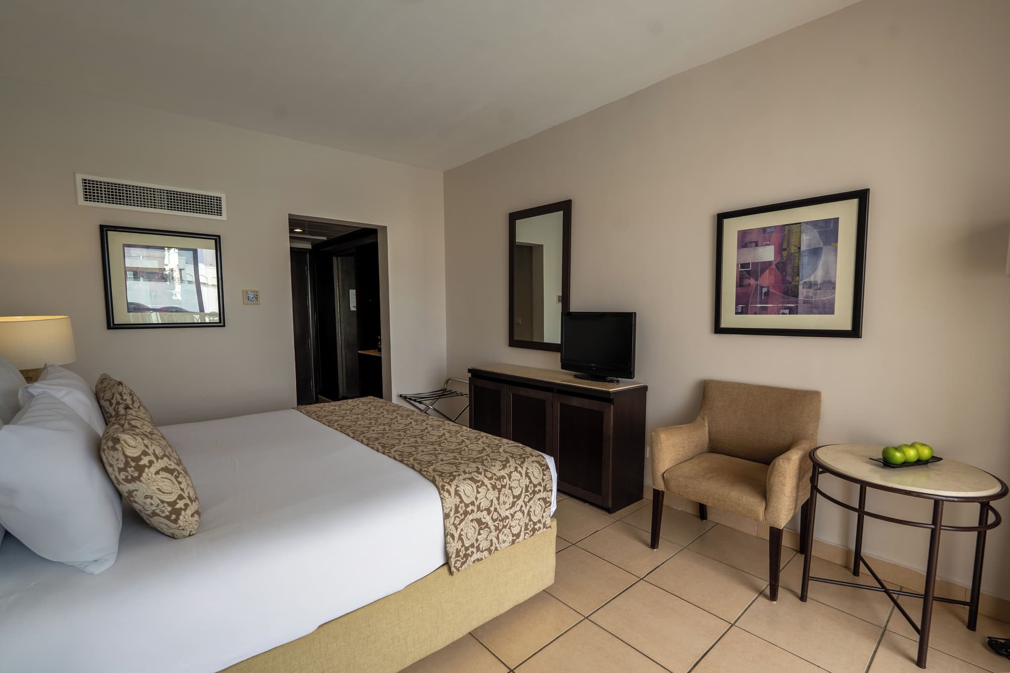 JAZ Neo Sharks Bay - All inclusive