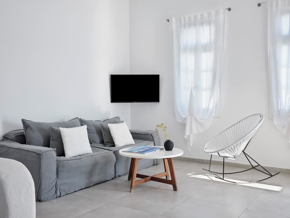 Pietra e Mare - Mykonos Moments by Mr and Mrs White