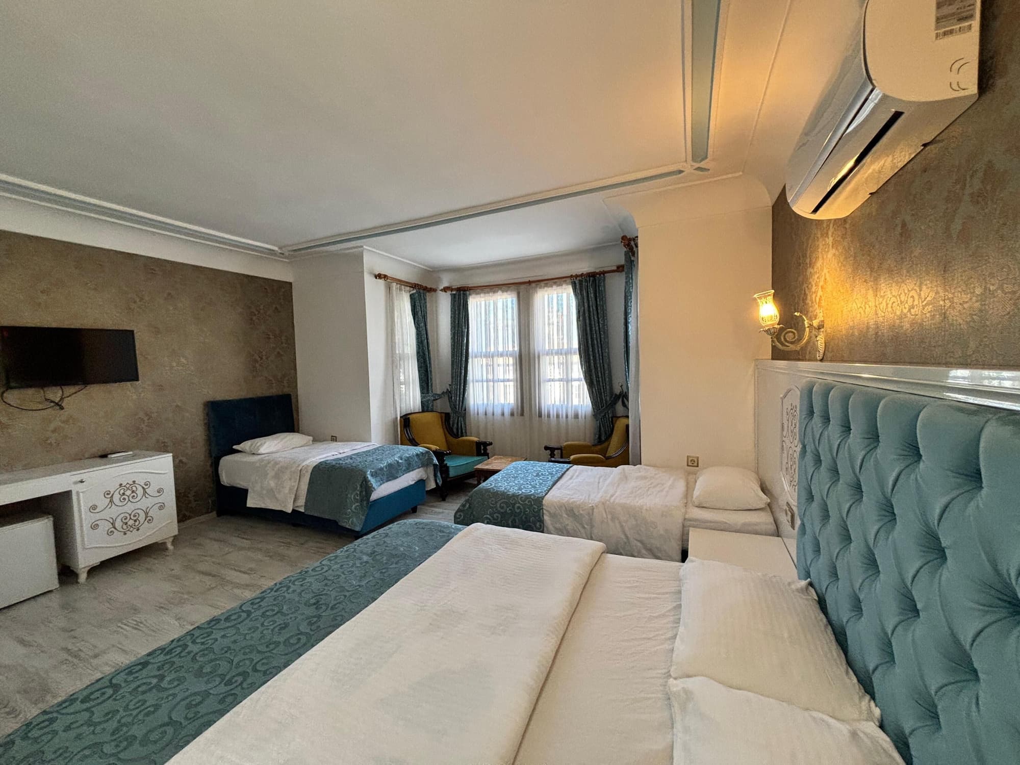 Urcu Hotel