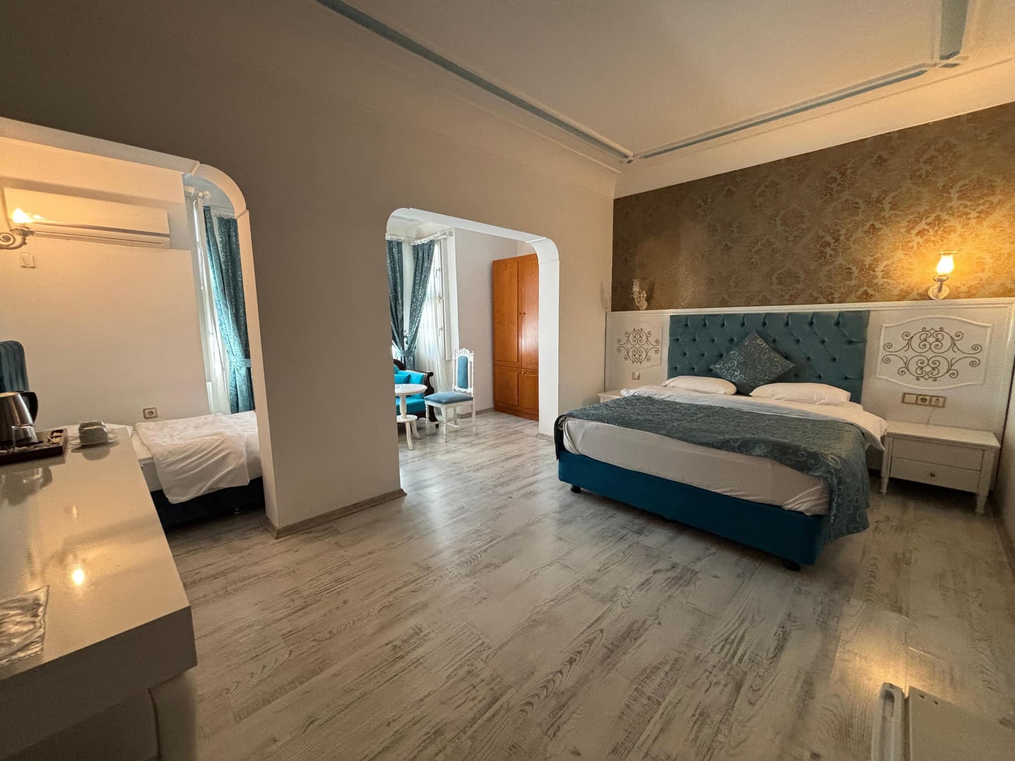 Urcu Hotel