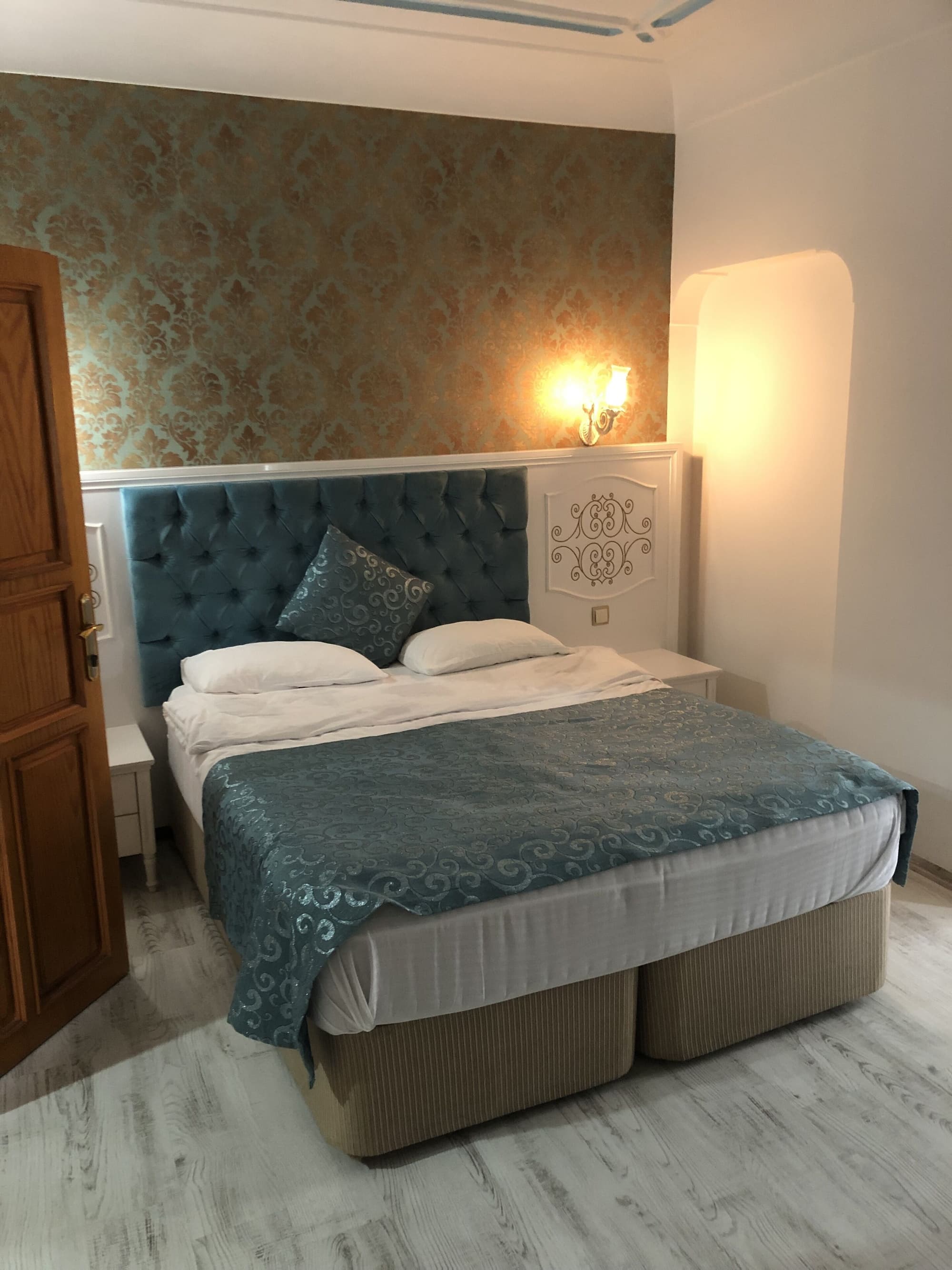 Urcu Hotel