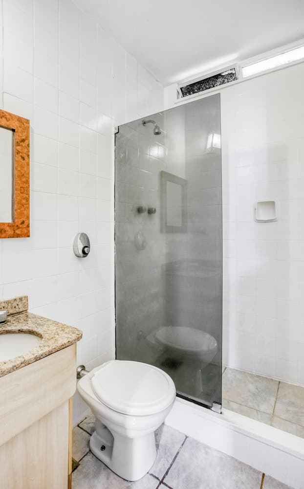 OYO Nobs Hotel, São João de Meriti