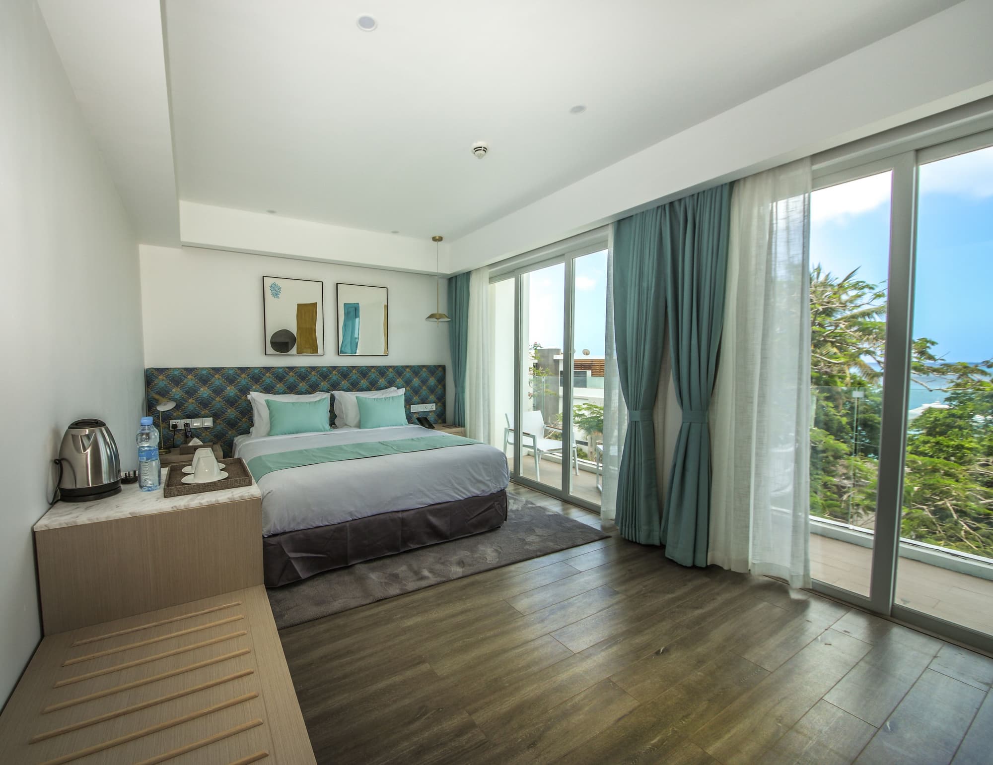 Ocean V Hotel