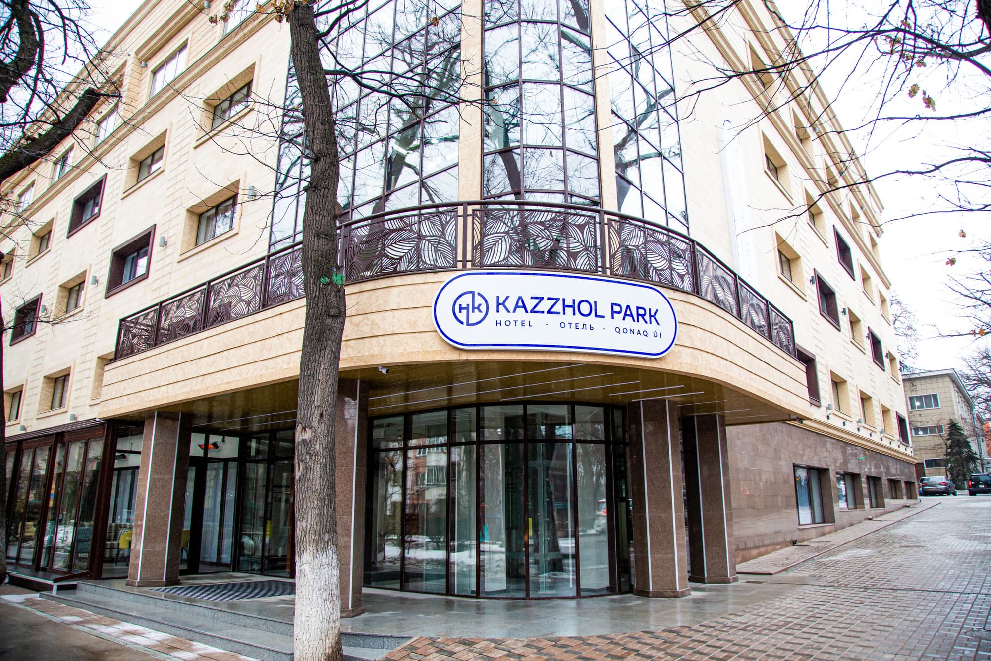 Kazzhol Park Hotel