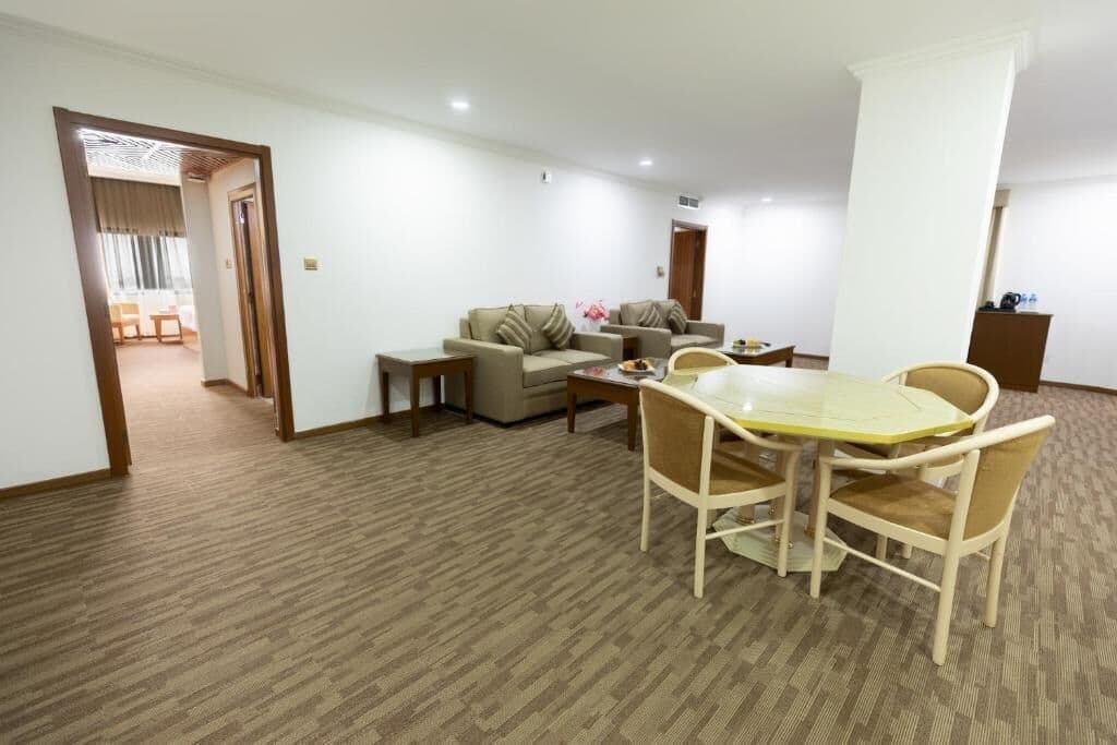 Hamdan Plaza Hotel