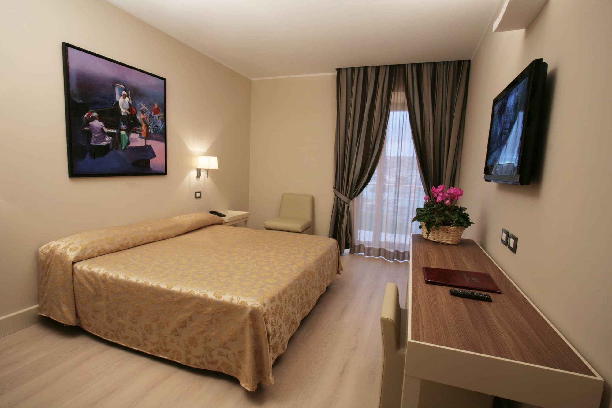 Hotel Mirasole International