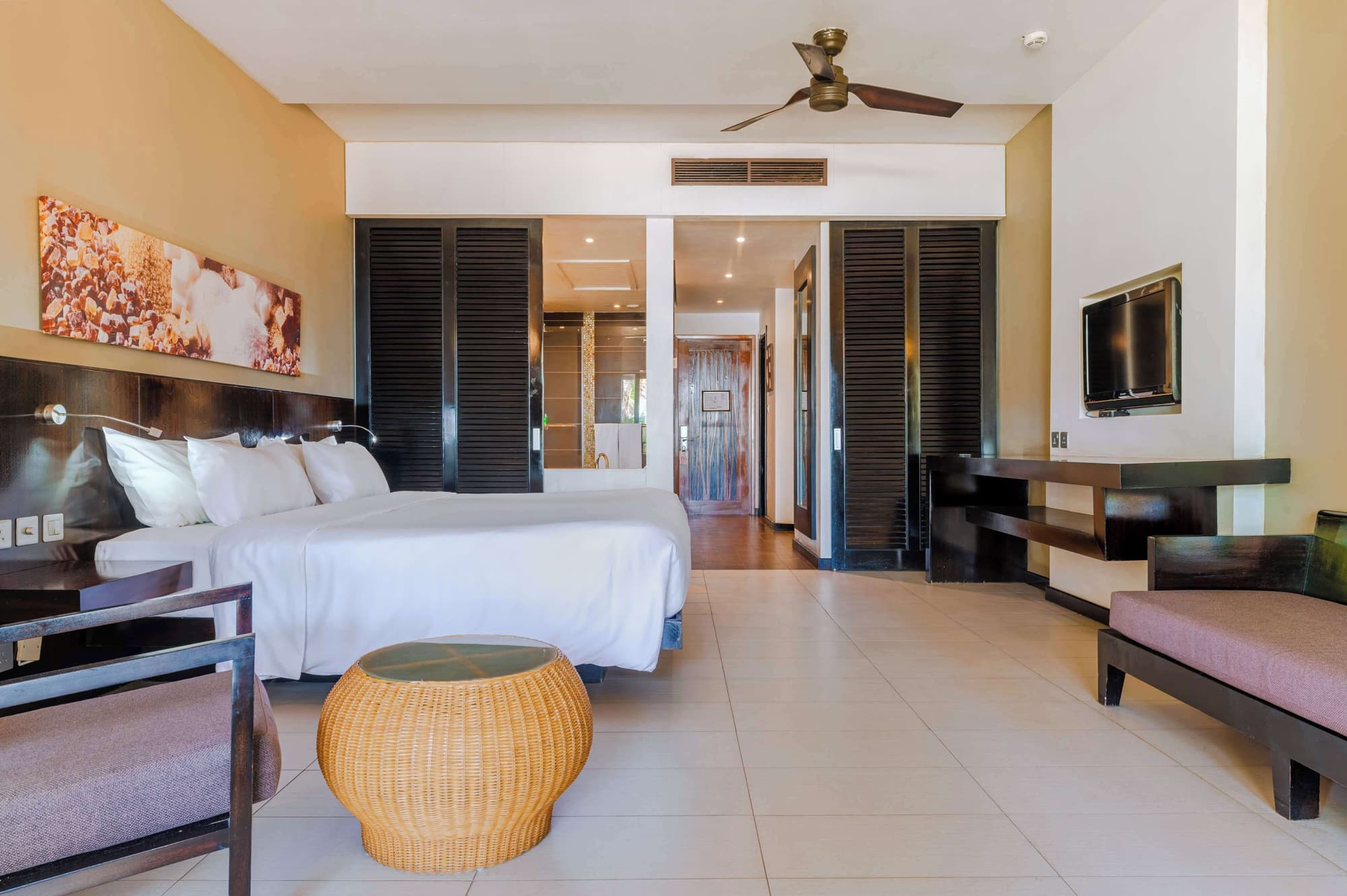Crystals Beach Resort Belle Mare, a member of Radisson Individuals