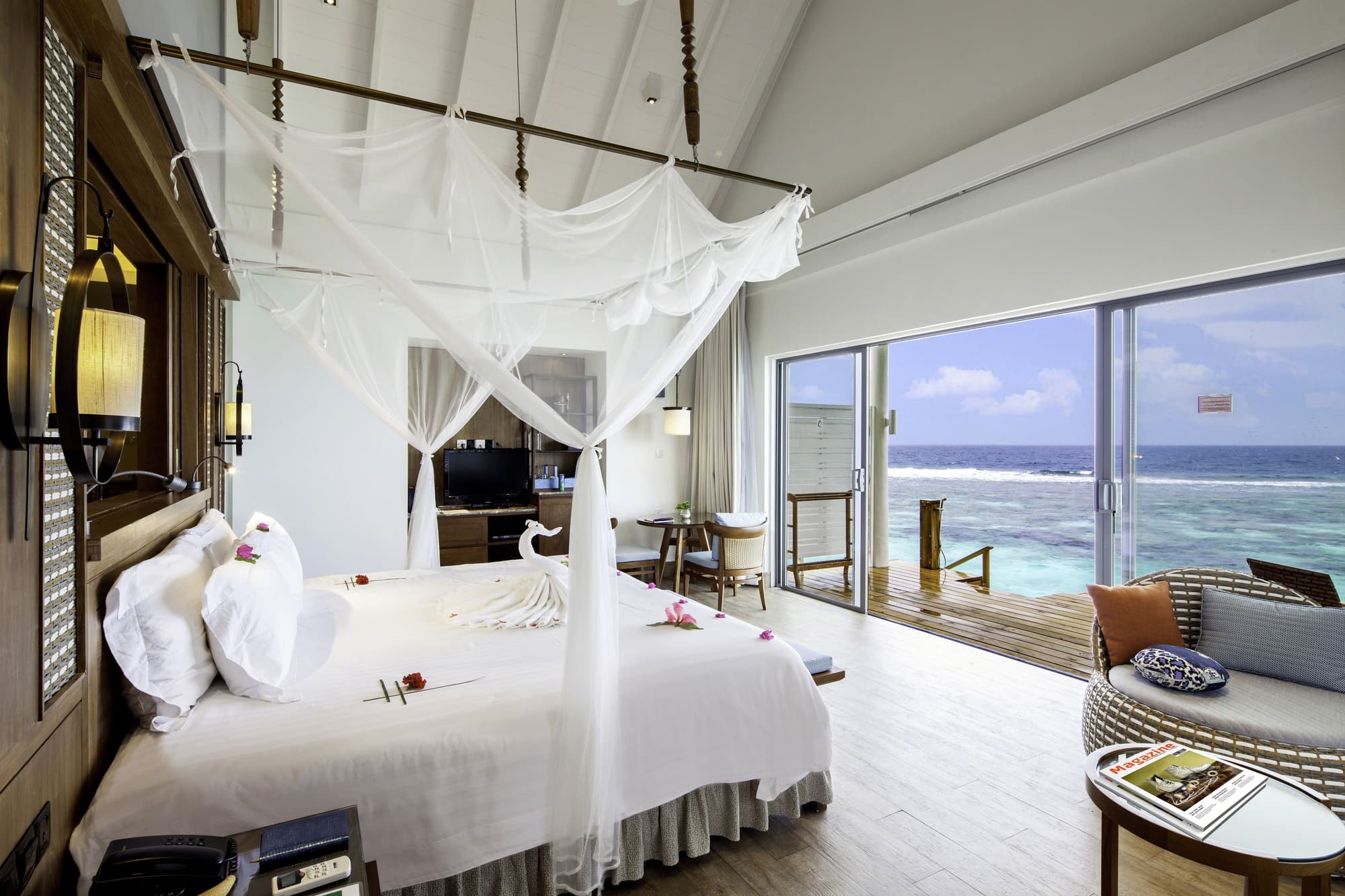 Machchafushi Island Resort & Spa Maldives, The Centara Collection