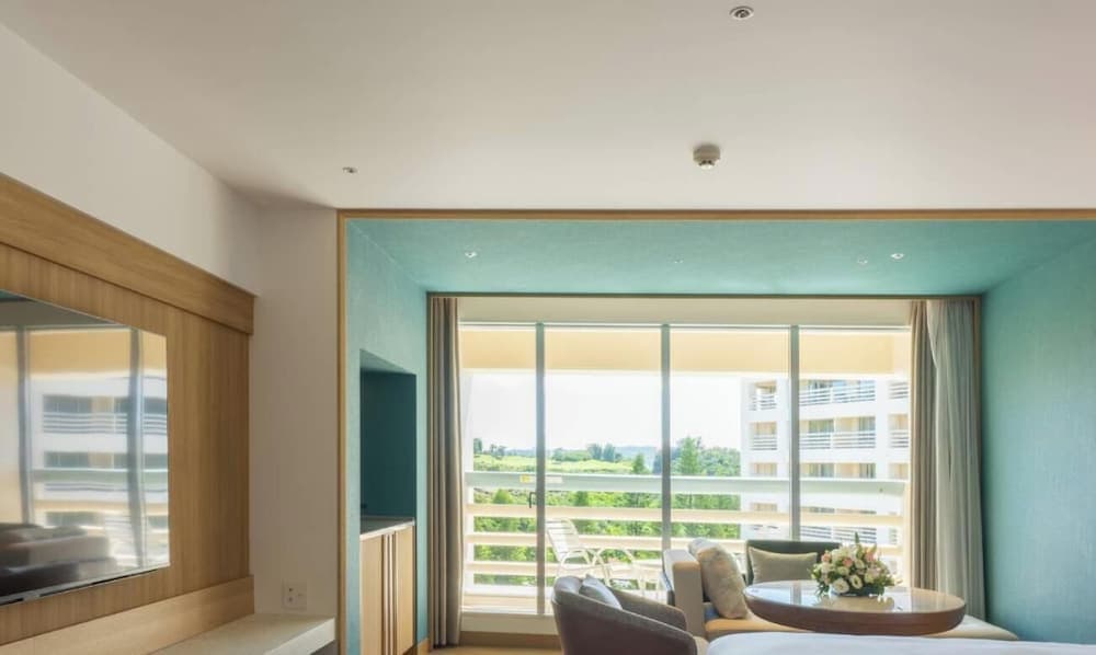 Rizzan Sea Park Hotel Tancha Bay