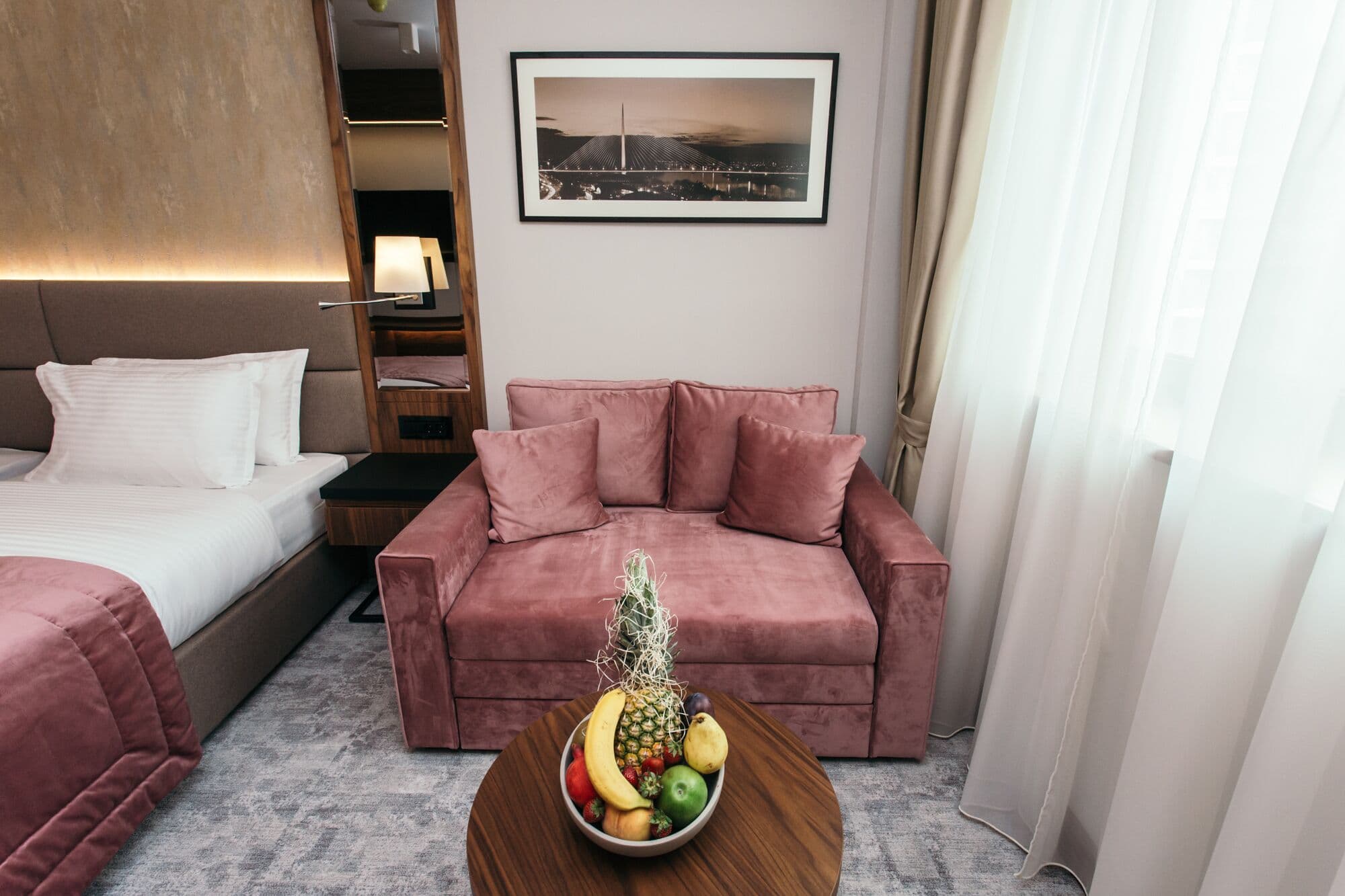 Central Point Hotel