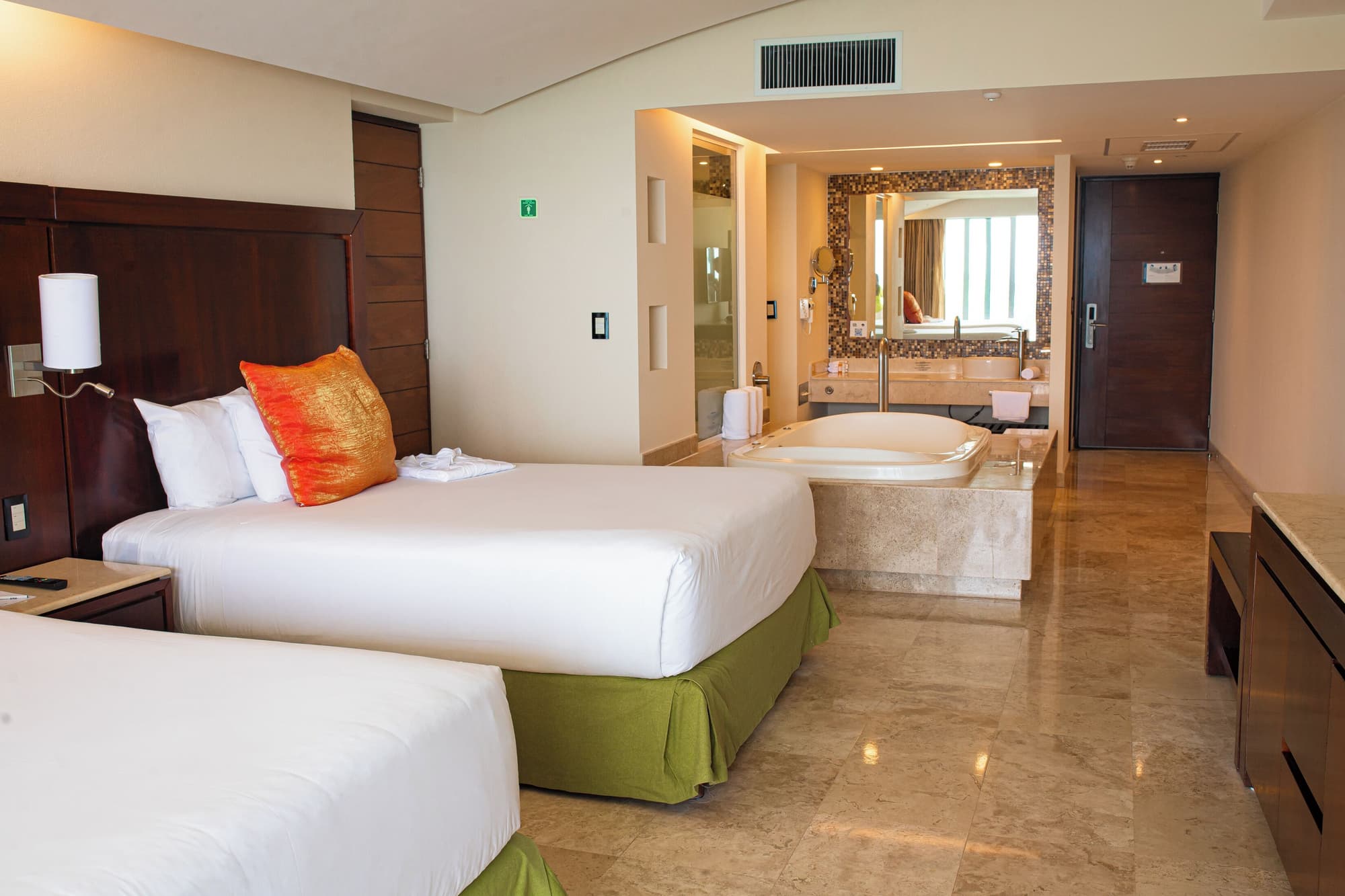Hotel Azul Ixtapa Grand Resort Spa and Convention Center - All inclusive