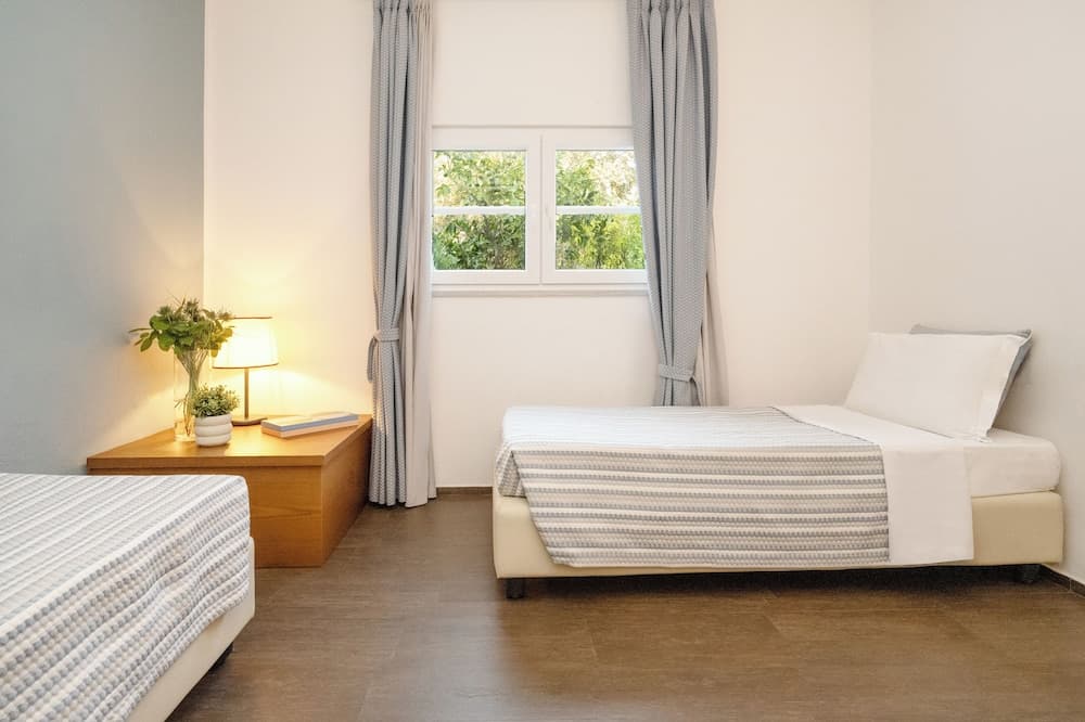 Hydra Beach Resort, Room