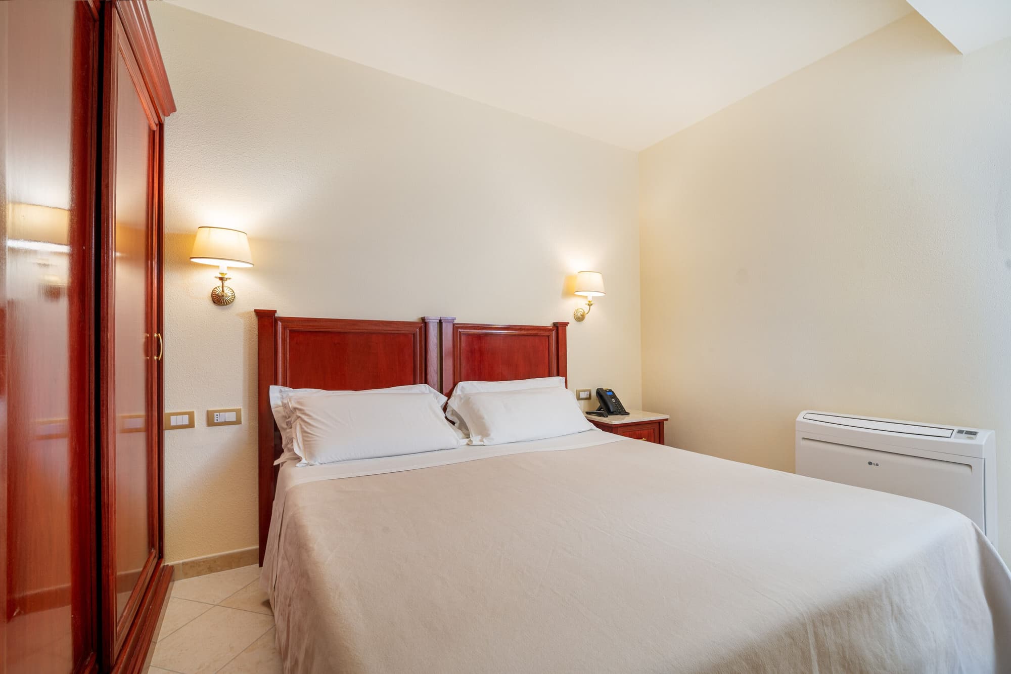 Hotel Regina Elena