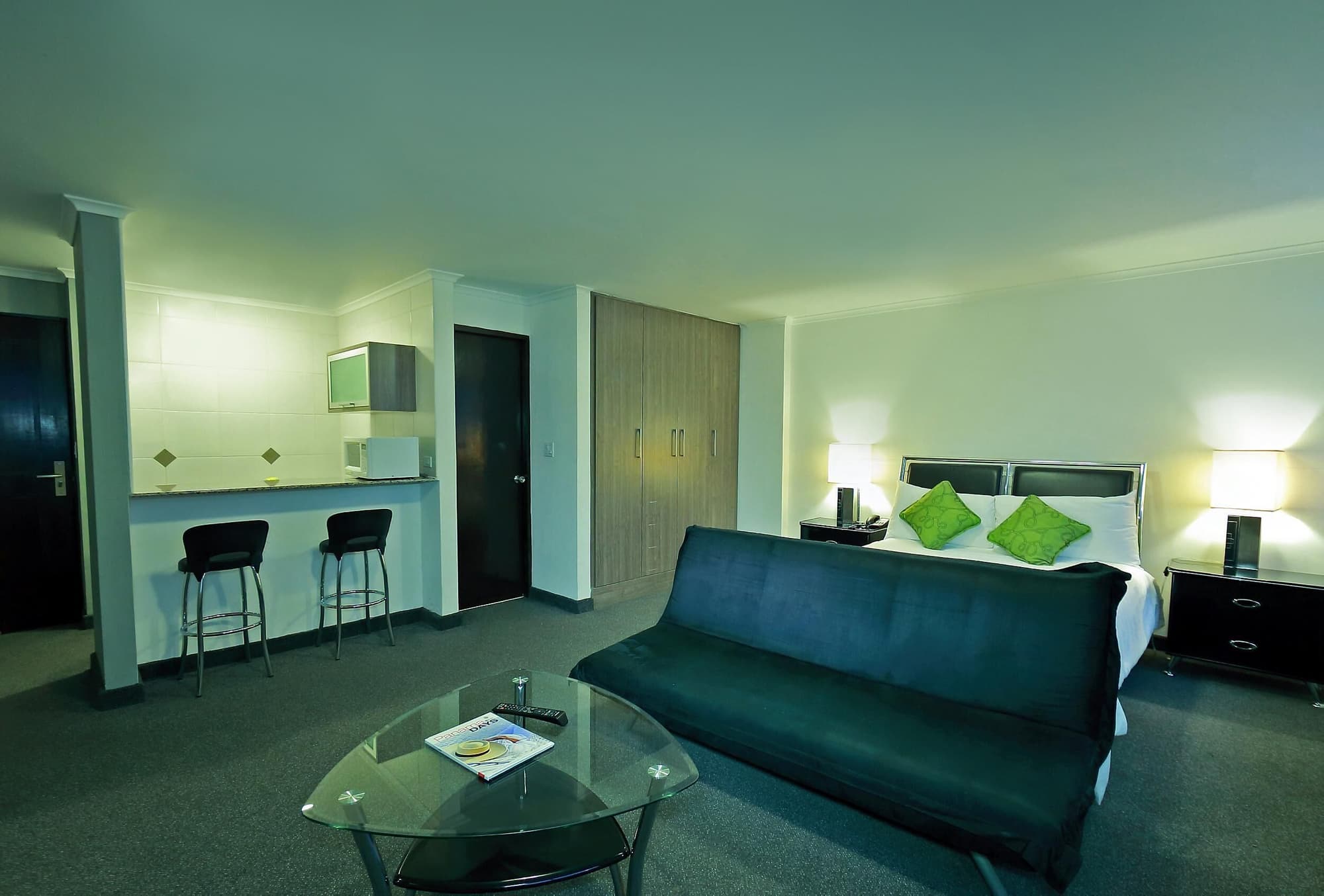Hotel Suites Ambassador