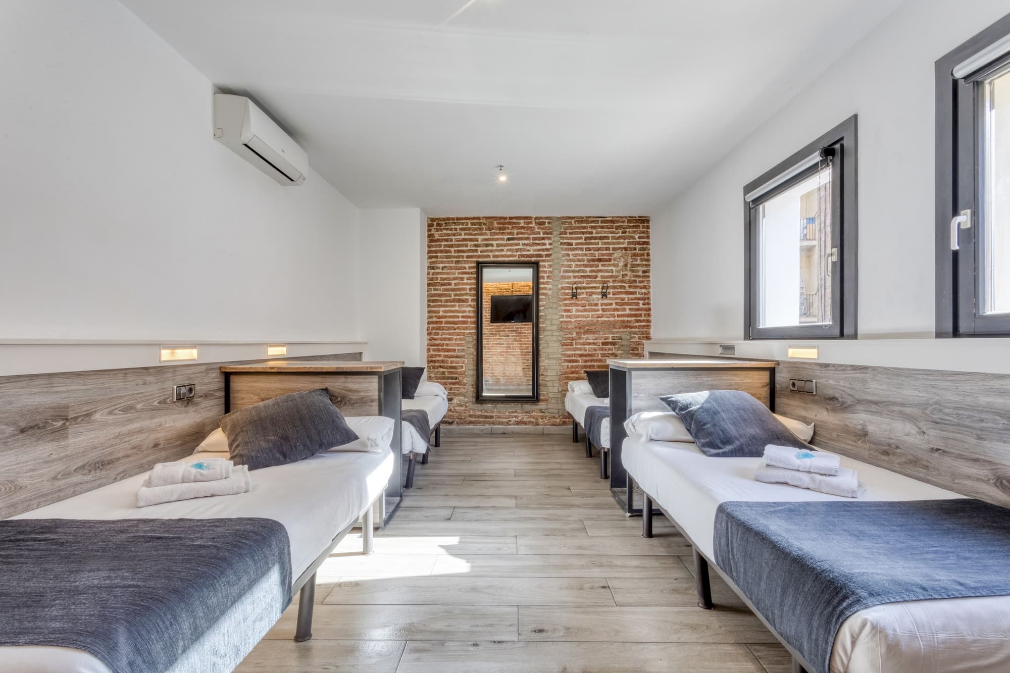 Hostal Bedmates