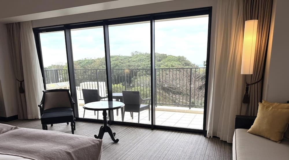 Hotel Monterey Okinawa Spa & Resort