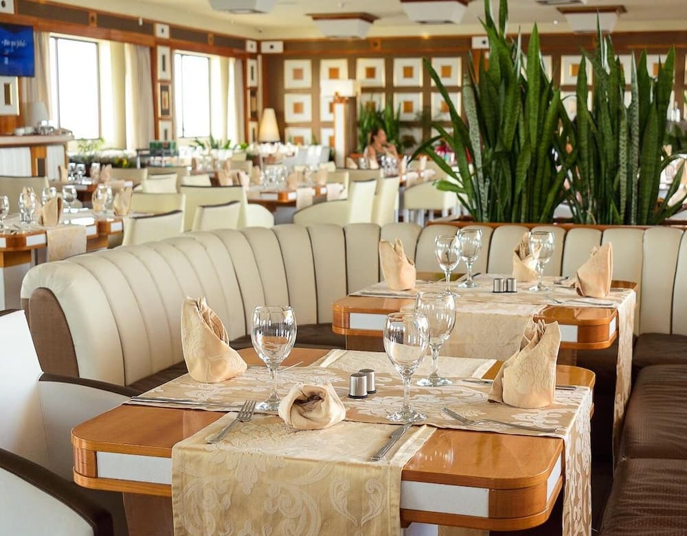 Ramada Paramaribo Princess Hotel, Restaurant