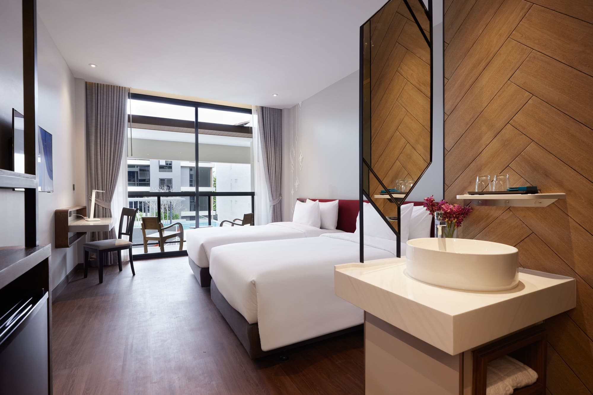Centara Life Hotel Bangkok Phra Nakhon
