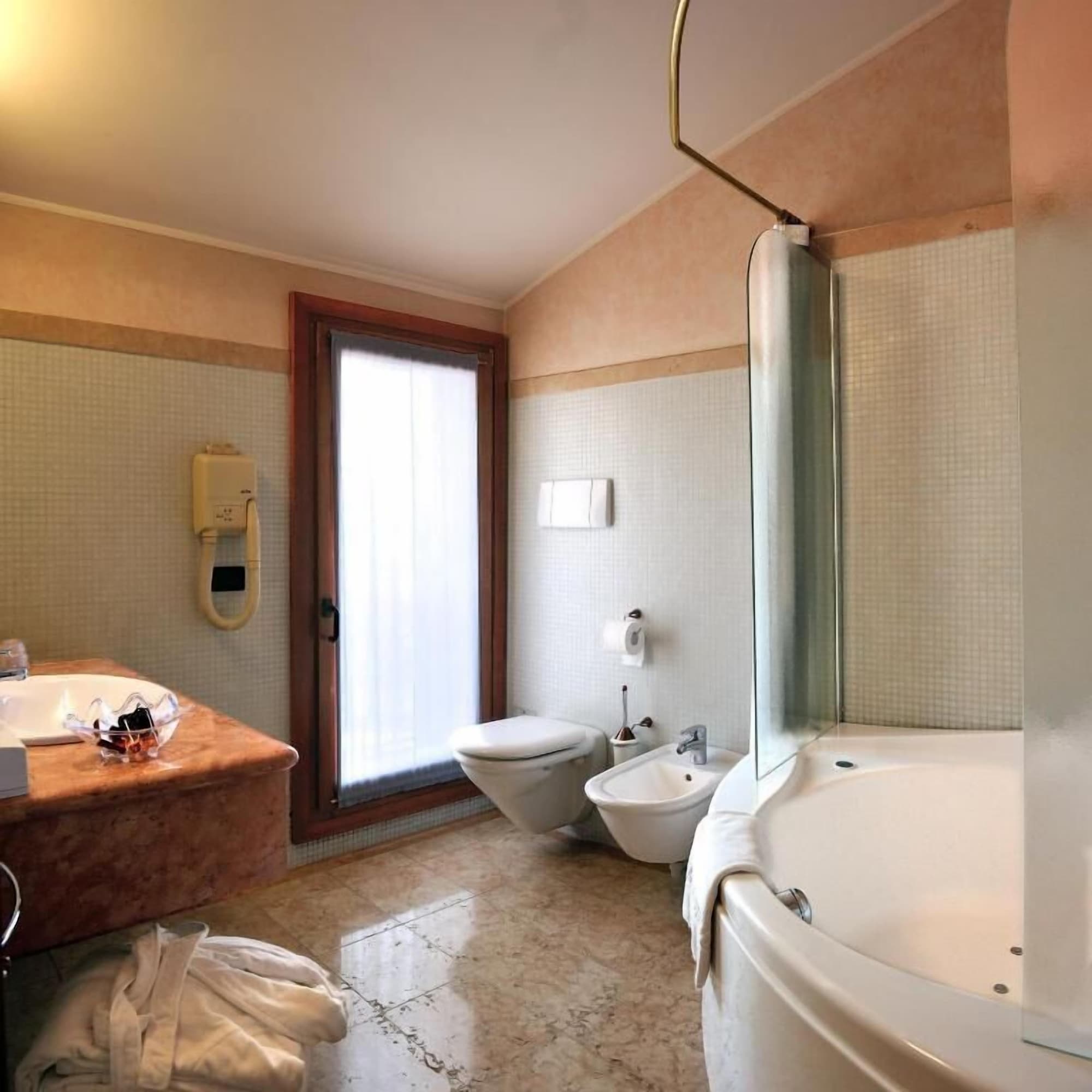 Hotel Contà