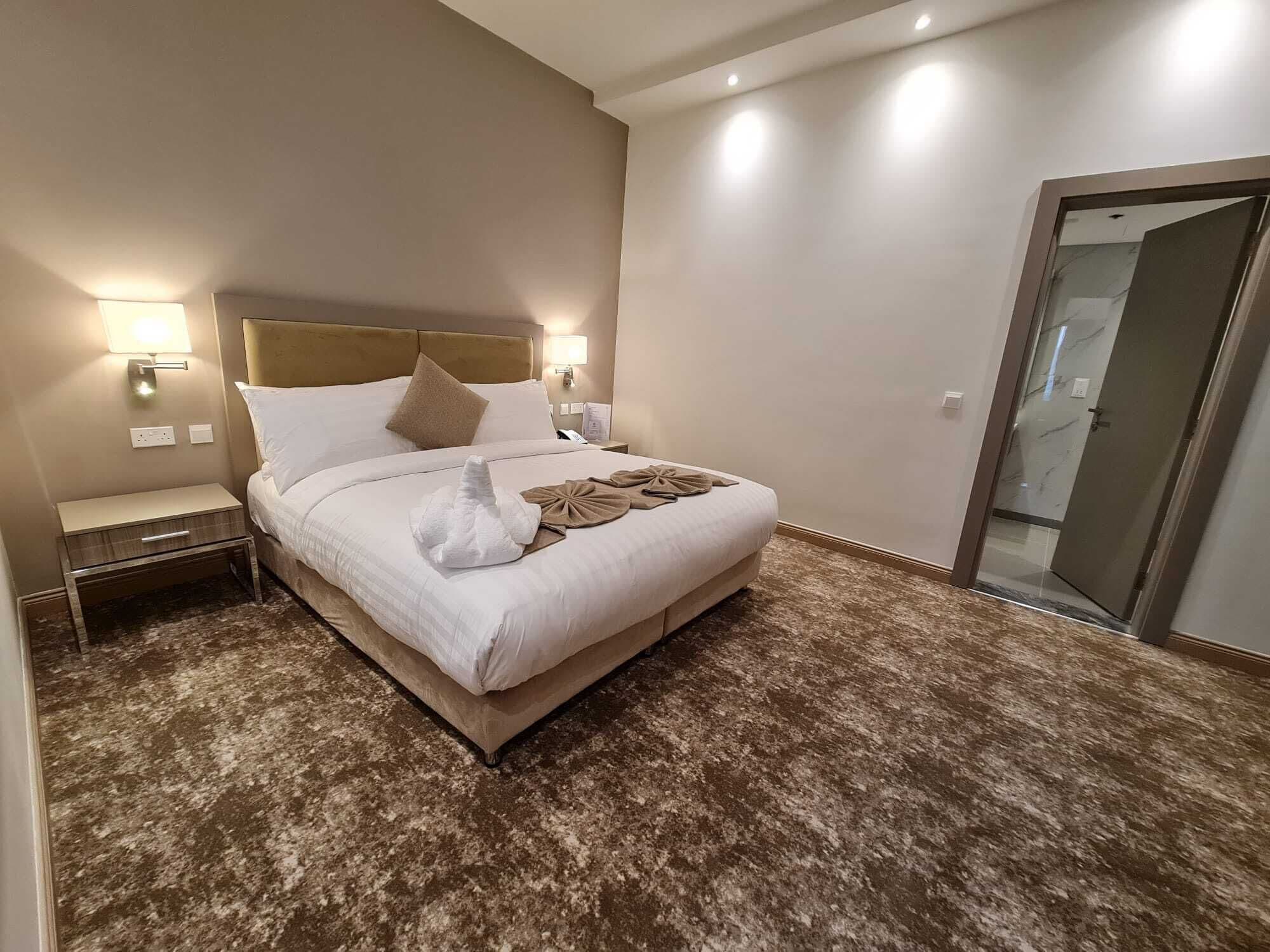 Gloria Hotel And Suites