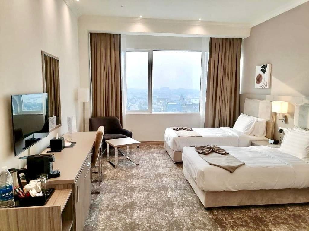 Gloria Hotel And Suites