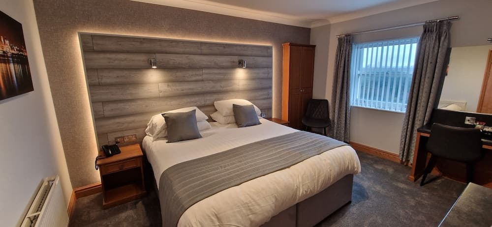 The Royal Hotel, Room