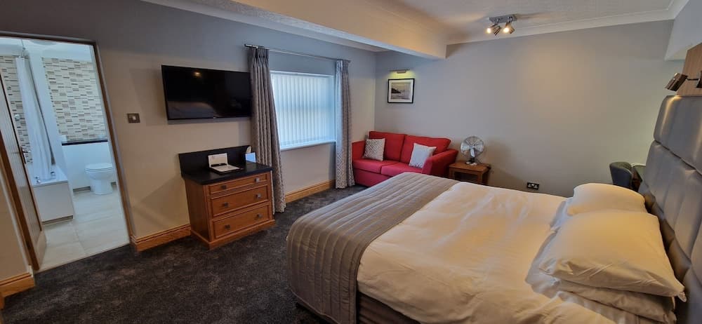 The Royal Hotel, Room