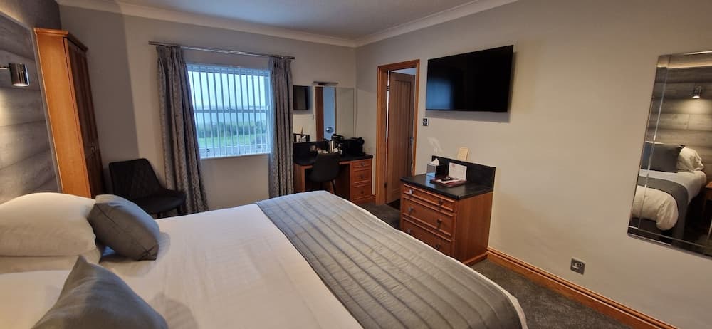 The Royal Hotel, Room